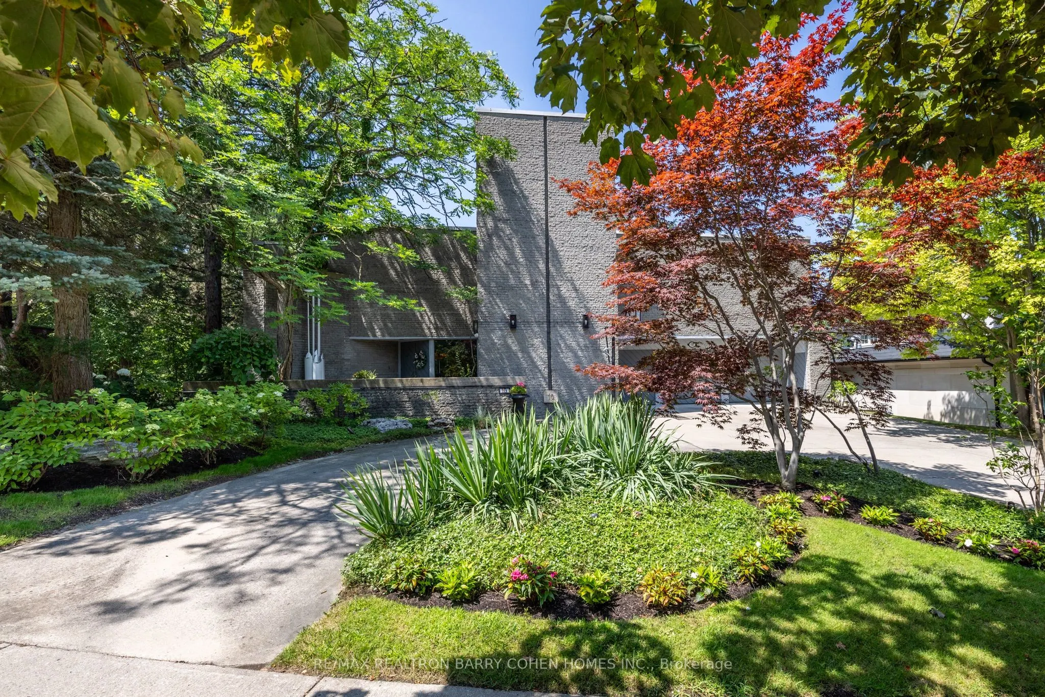 10 Penwood Crescent