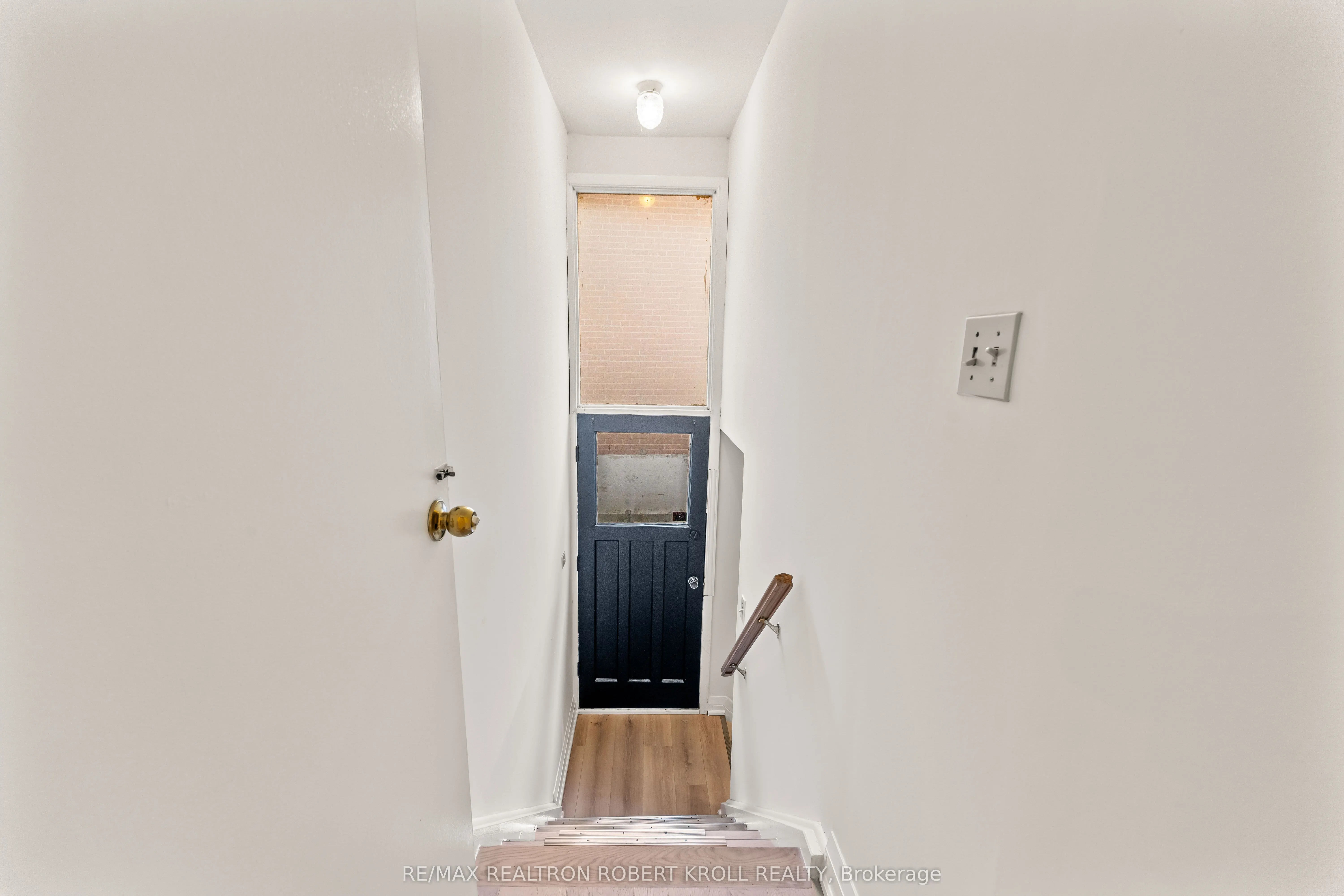 92 Elise Terrace
