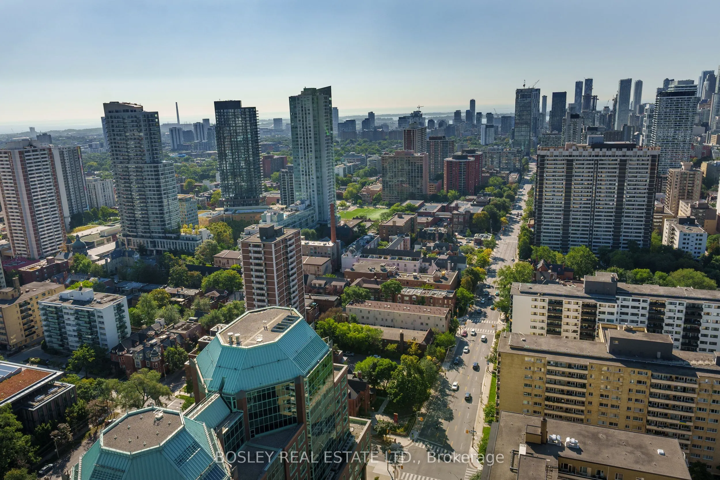 110 Charles Street E, #3701