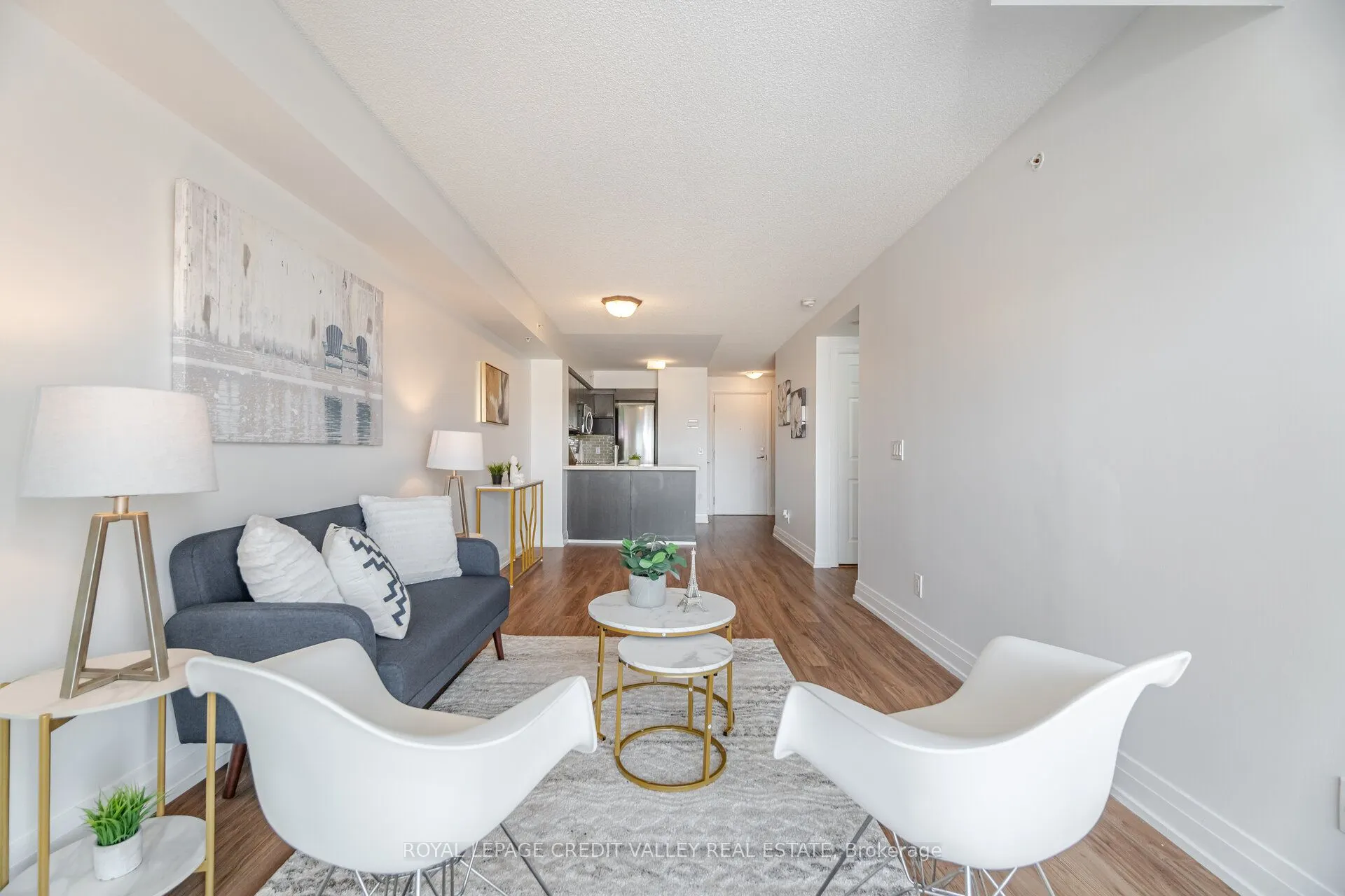 565 Wilson Avenue, #W409