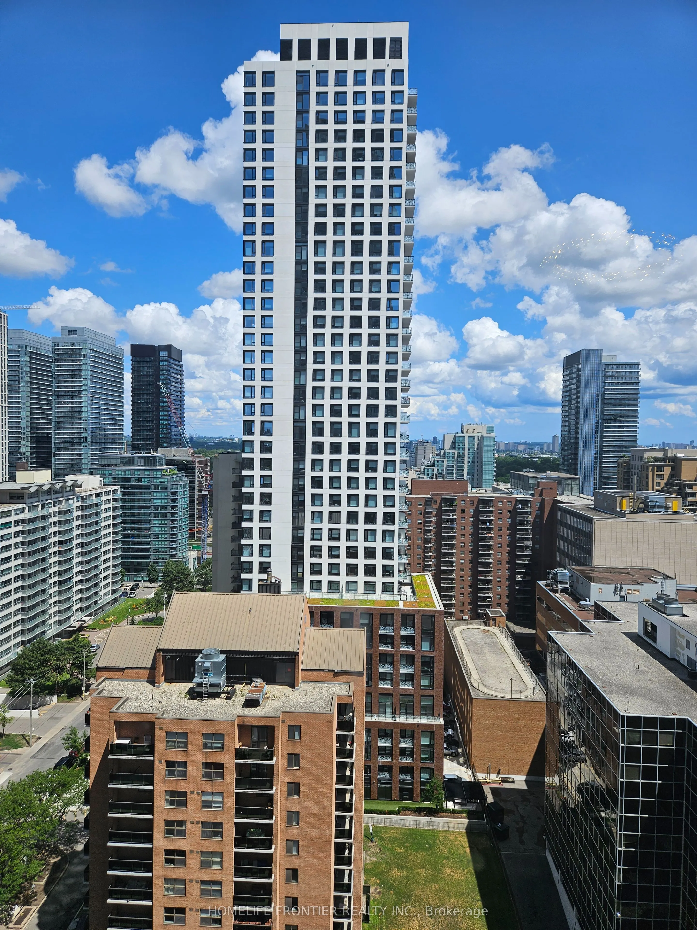 39 Roehampton Avenue, #1603