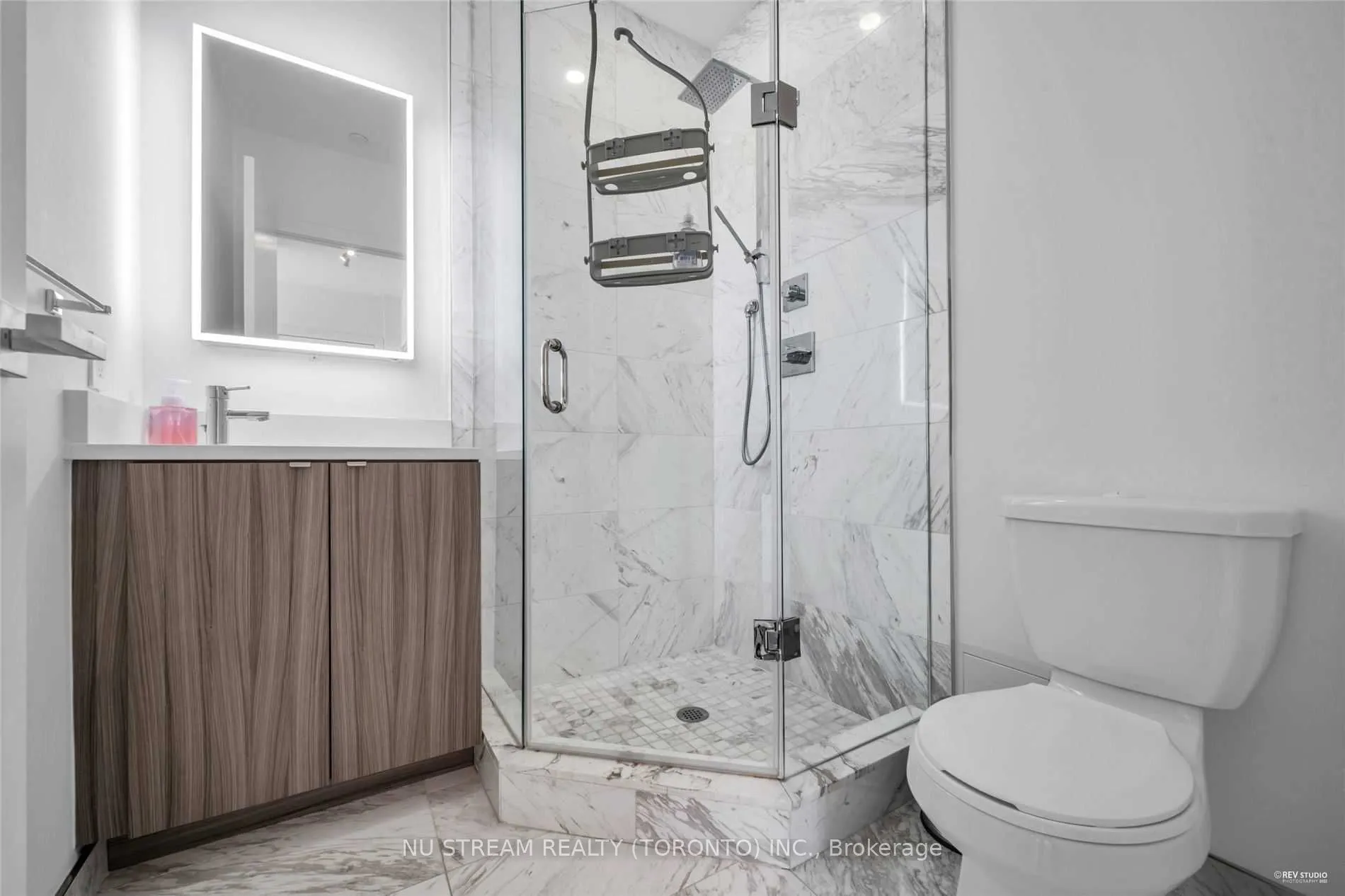 223 St Clair Avenue W, #1107