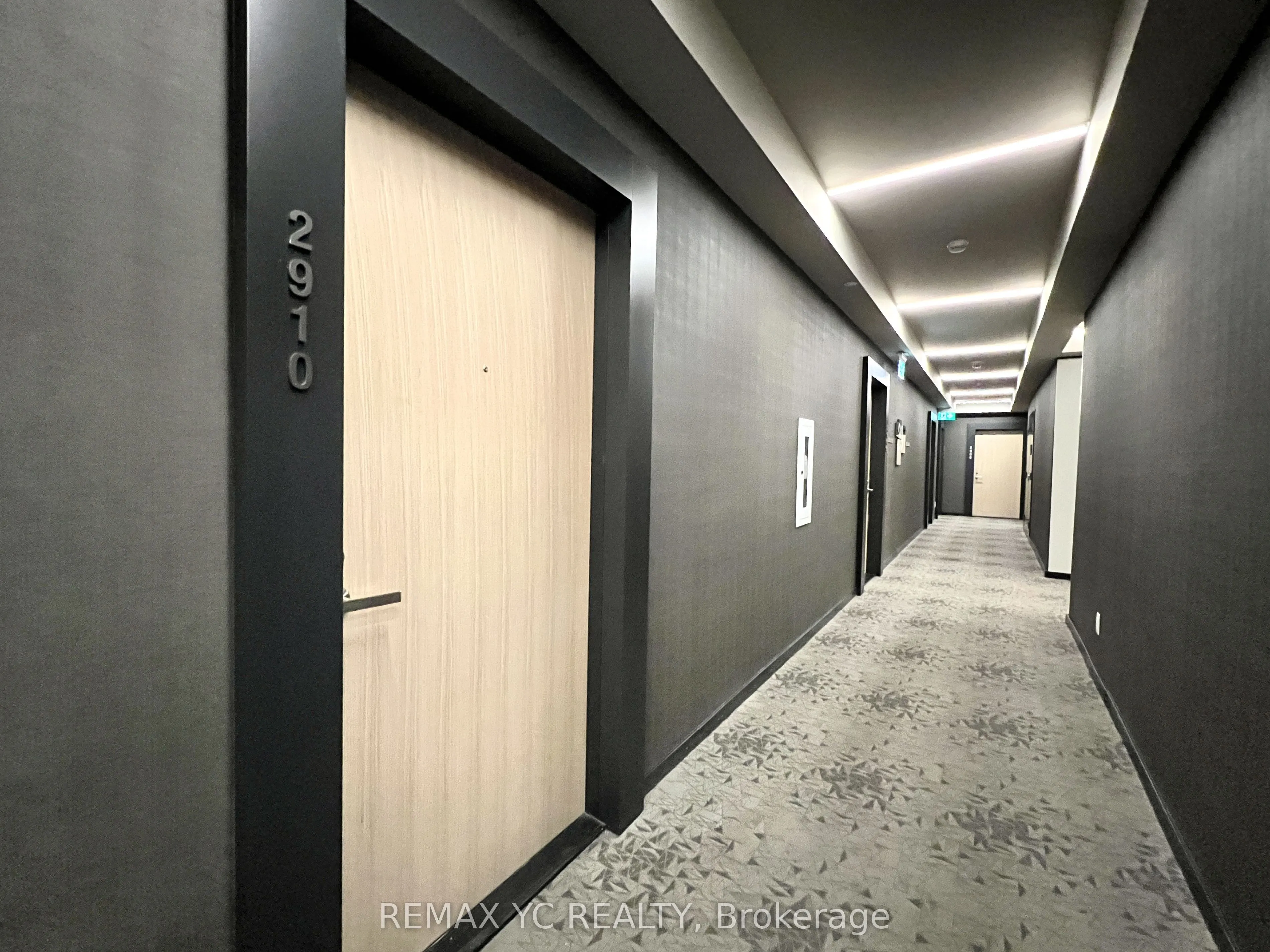 5 Soudan Avenue, #2910