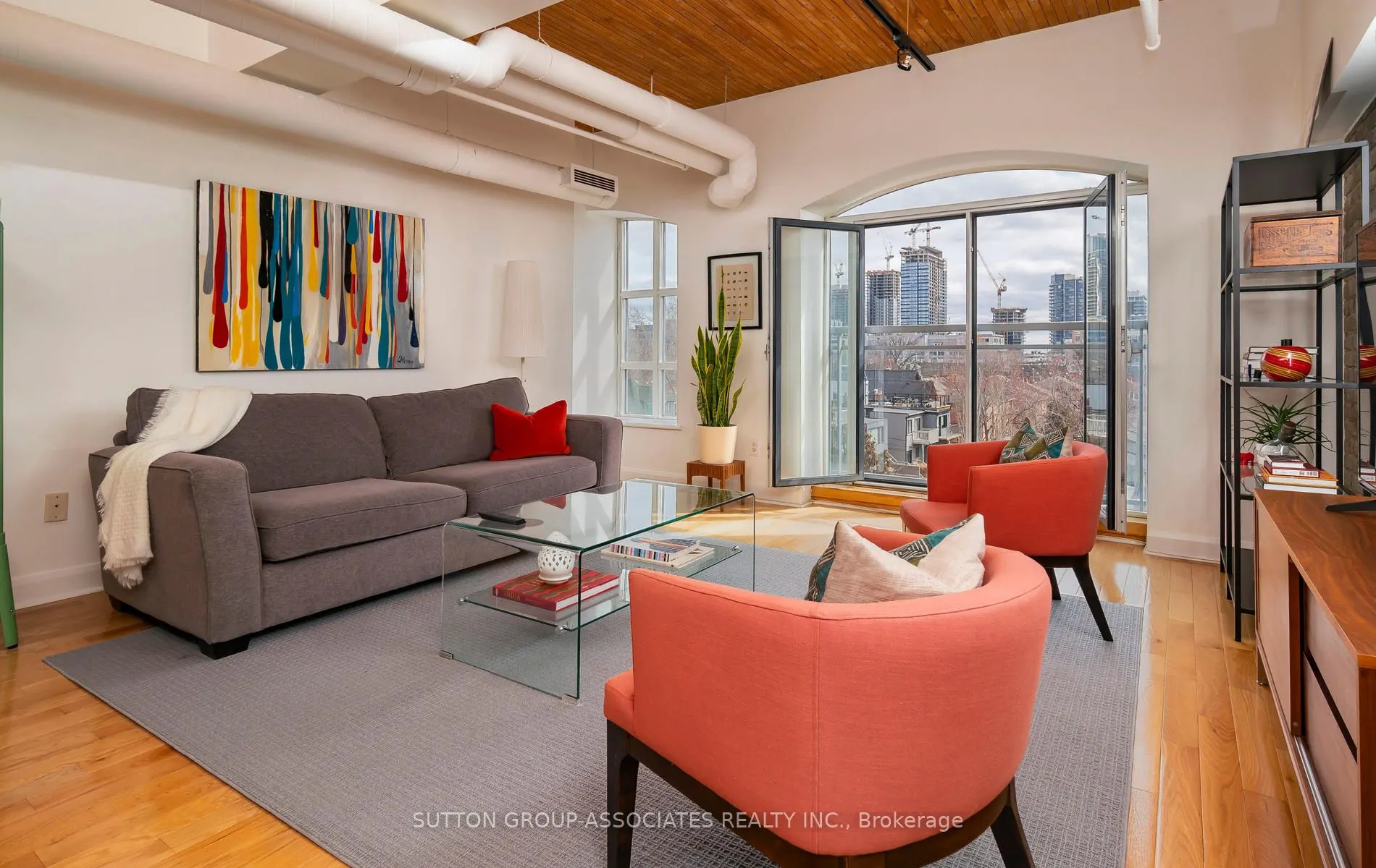 993 Queen Street W, #307