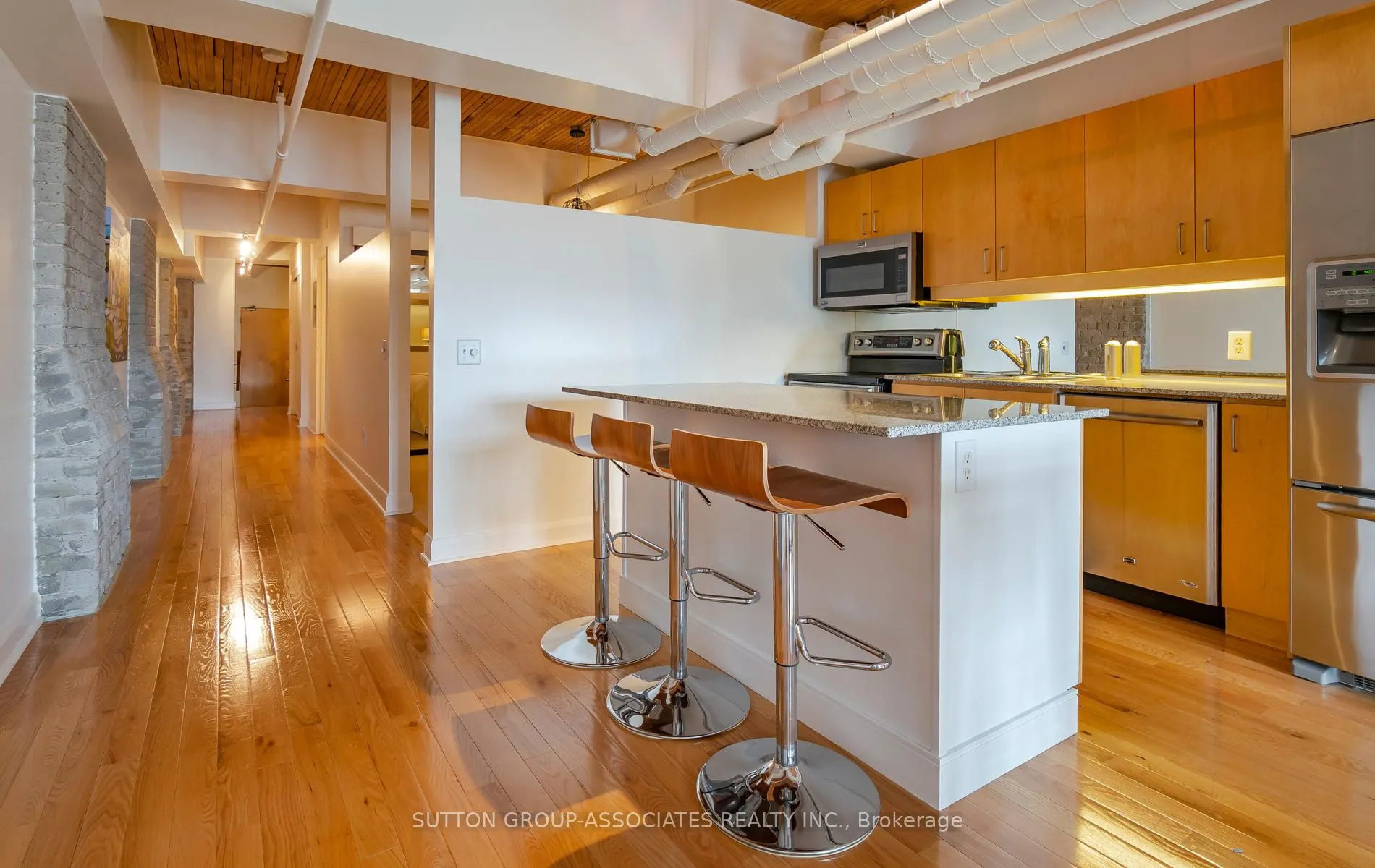 993 Queen Street W, #307