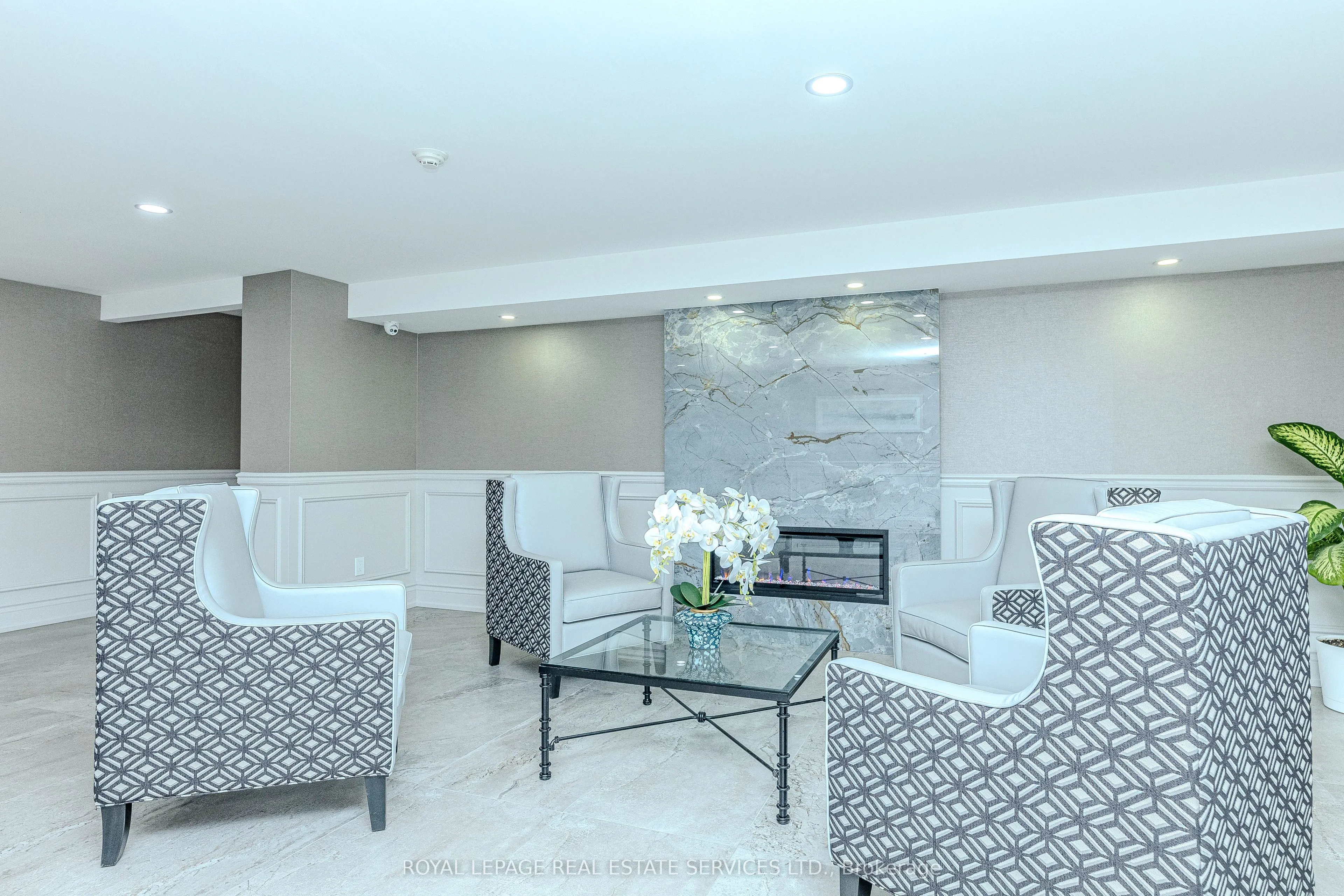 90 Fisherville Road, #PH 1