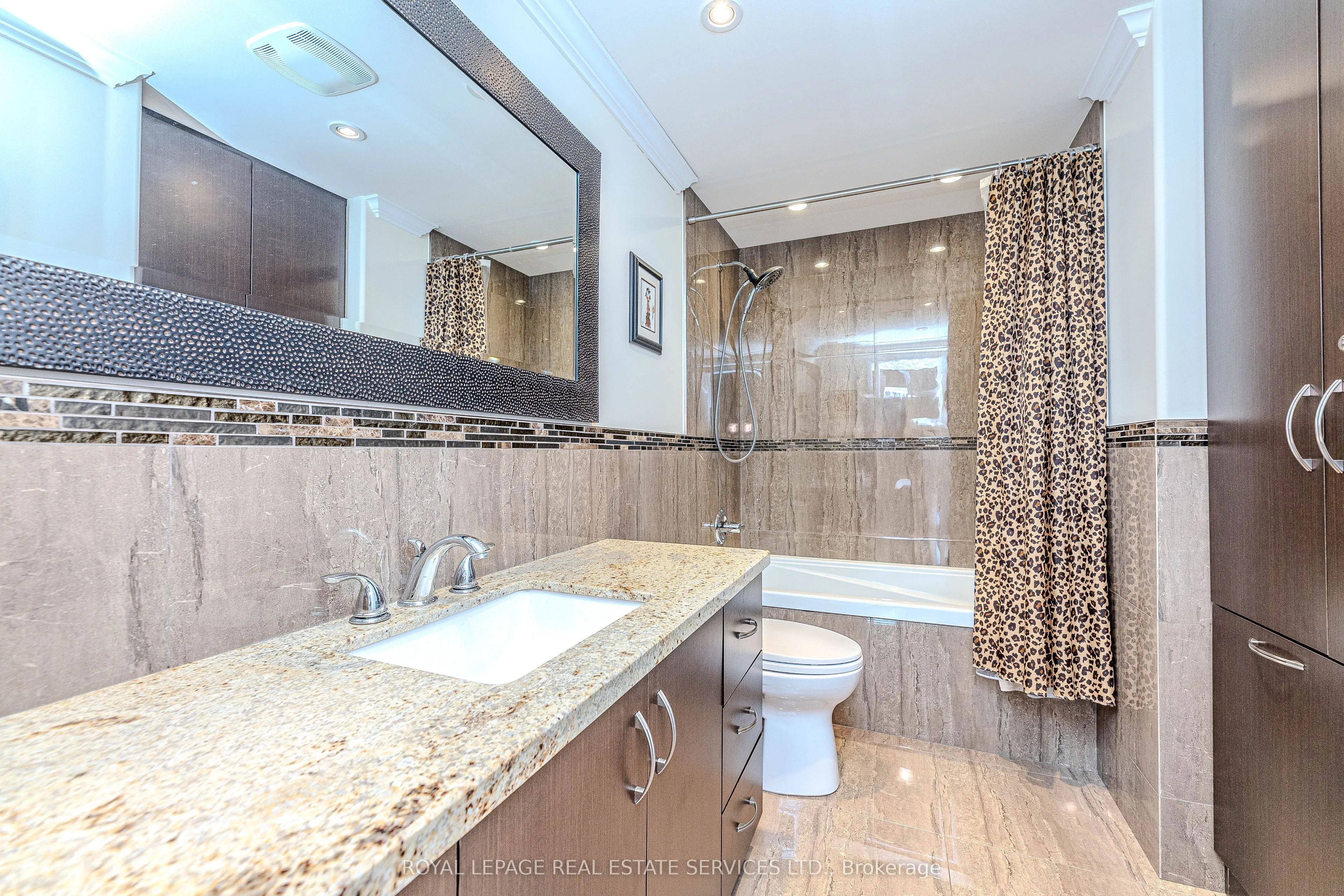 90 Fisherville Road, #PH 1