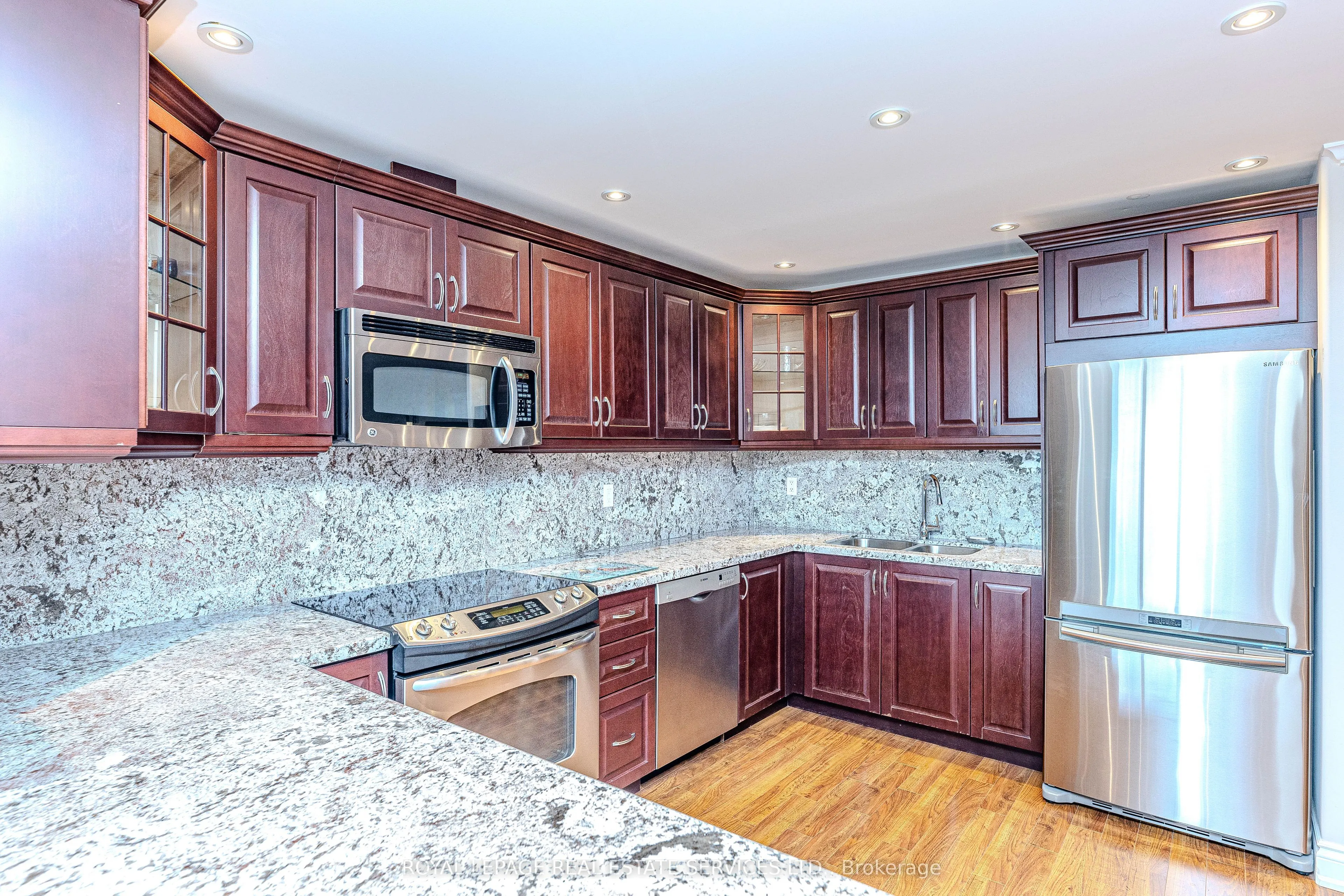 90 Fisherville Road, #PH 1