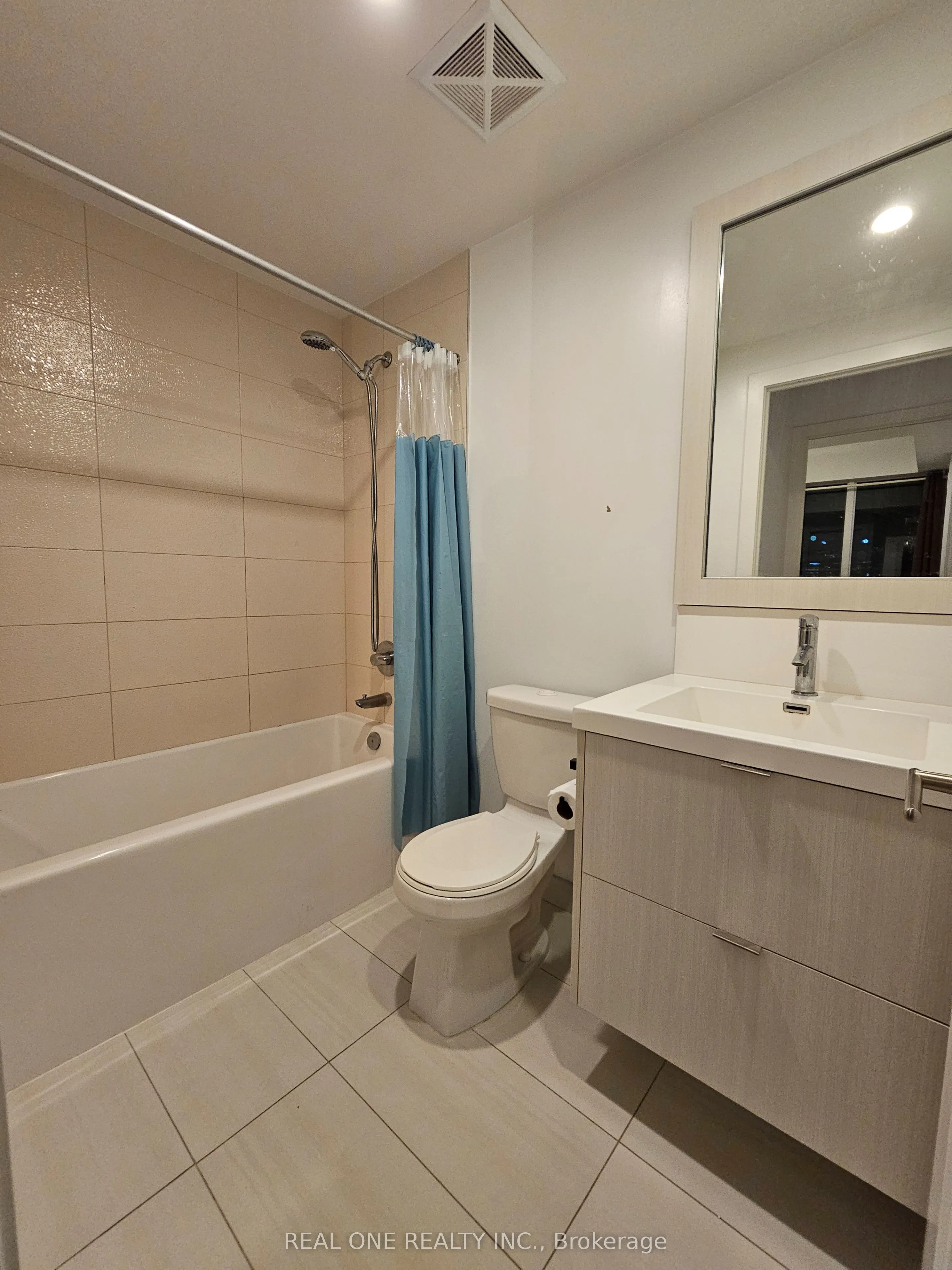 38 Cameron Street, #1113