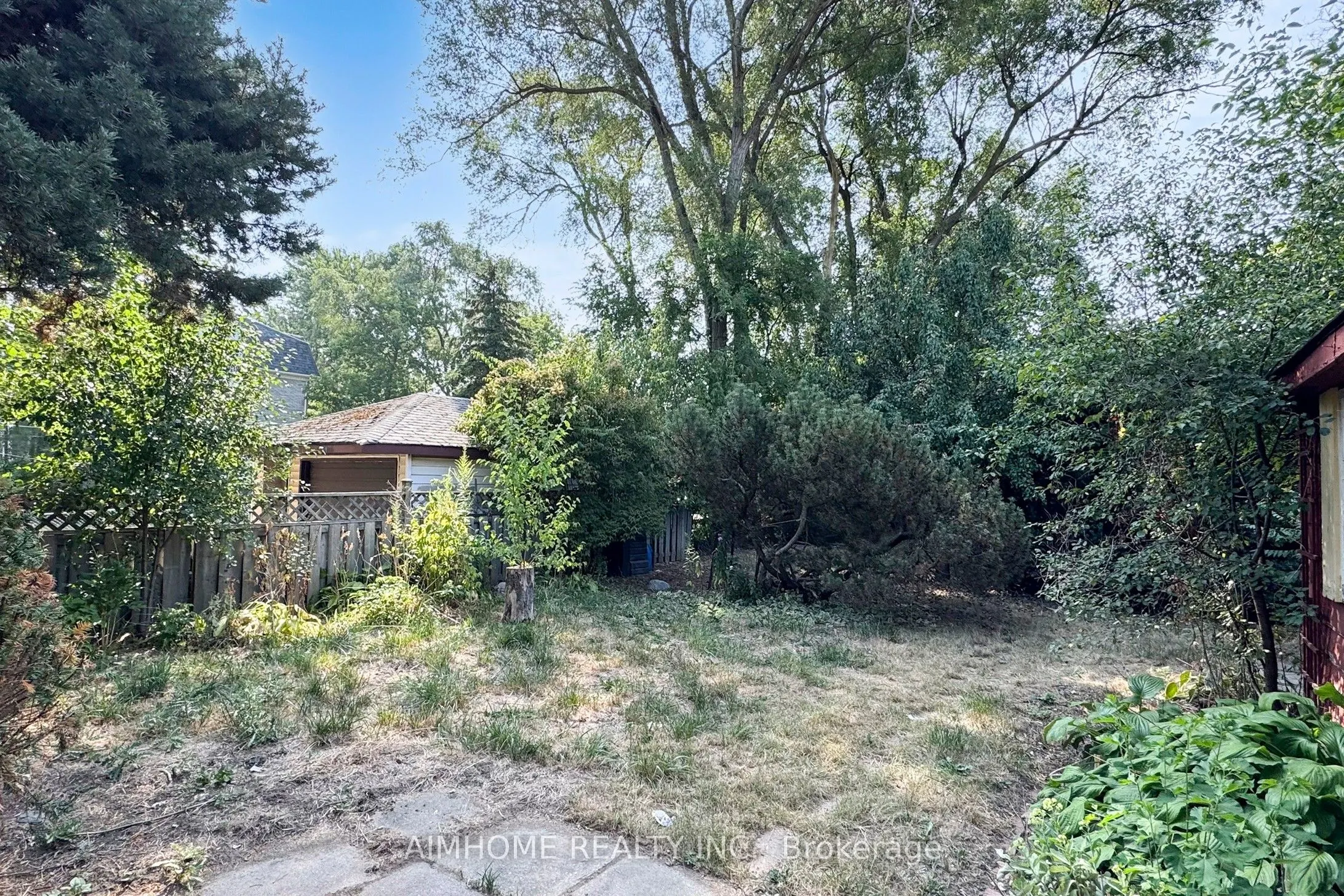 195 Finch Avenue E, #Entire Property