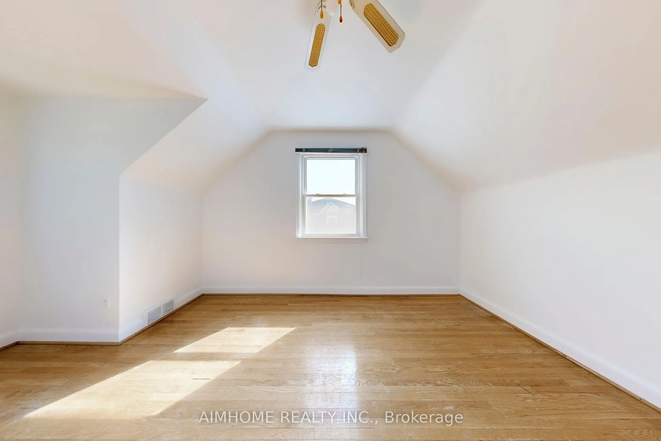 195 Finch Avenue E, #Entire Property