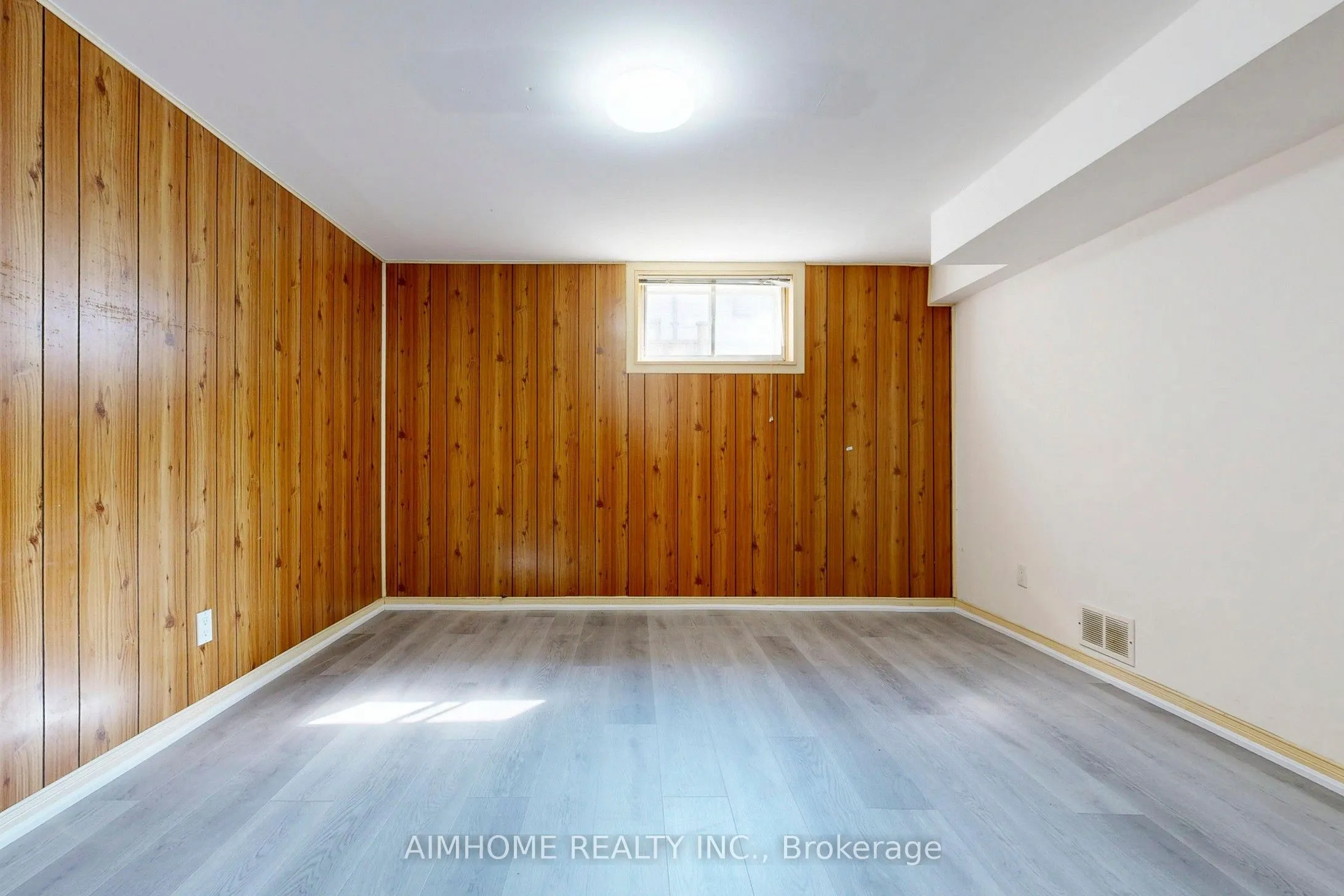 195 Finch Avenue E, #Entire Property