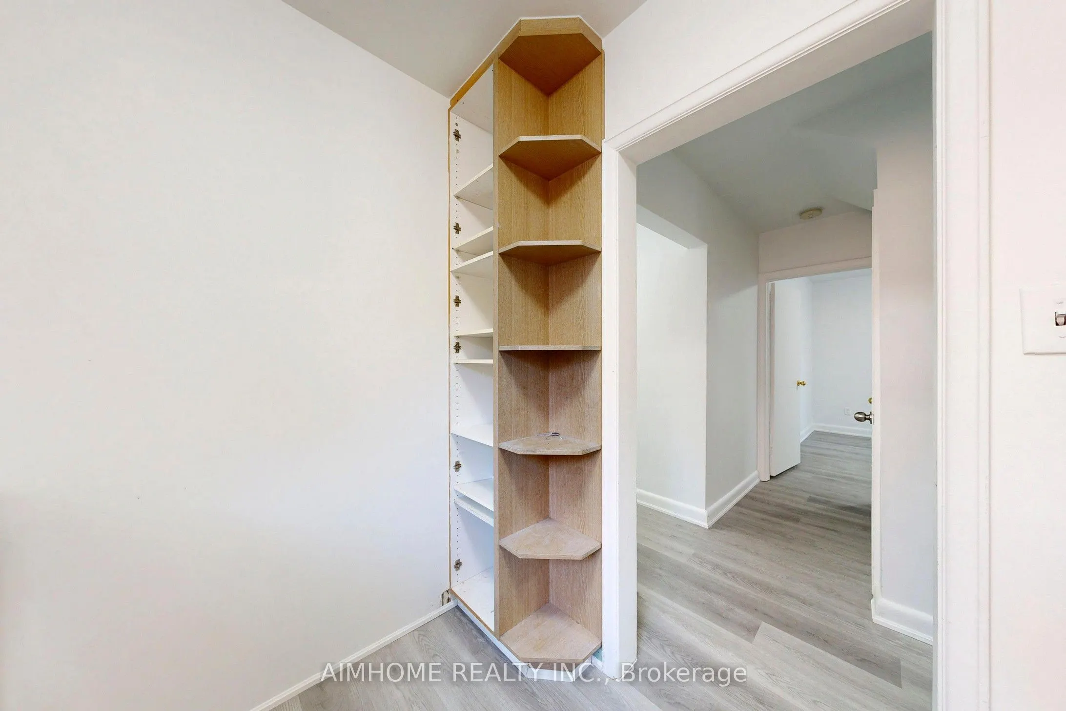 195 Finch Avenue E, #Entire Property