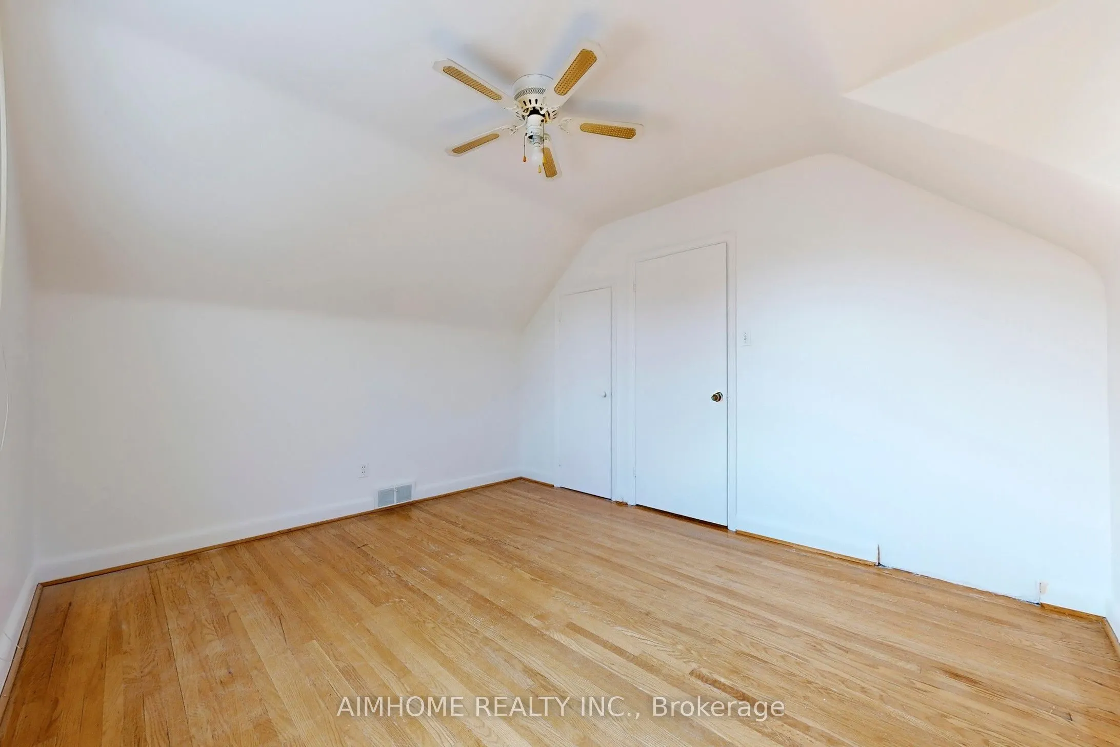 195 Finch Avenue E, #Entire Property