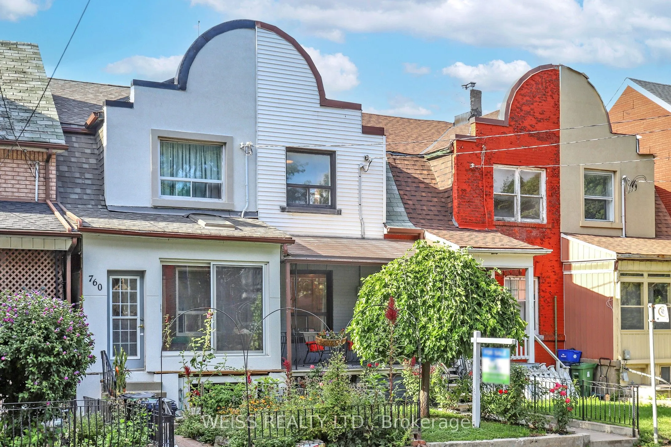 758 Richmond Street W
