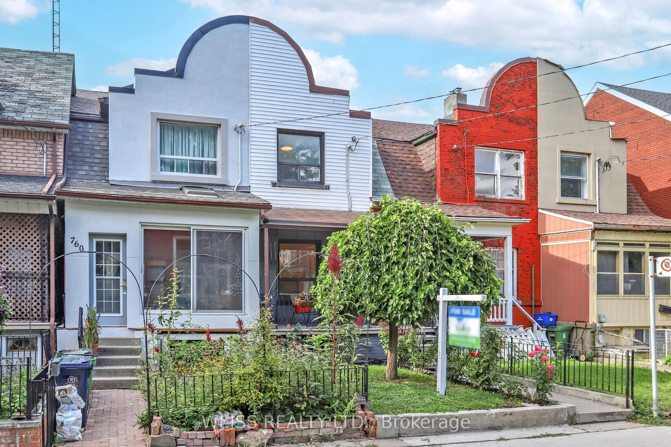 758 Richmond Street W