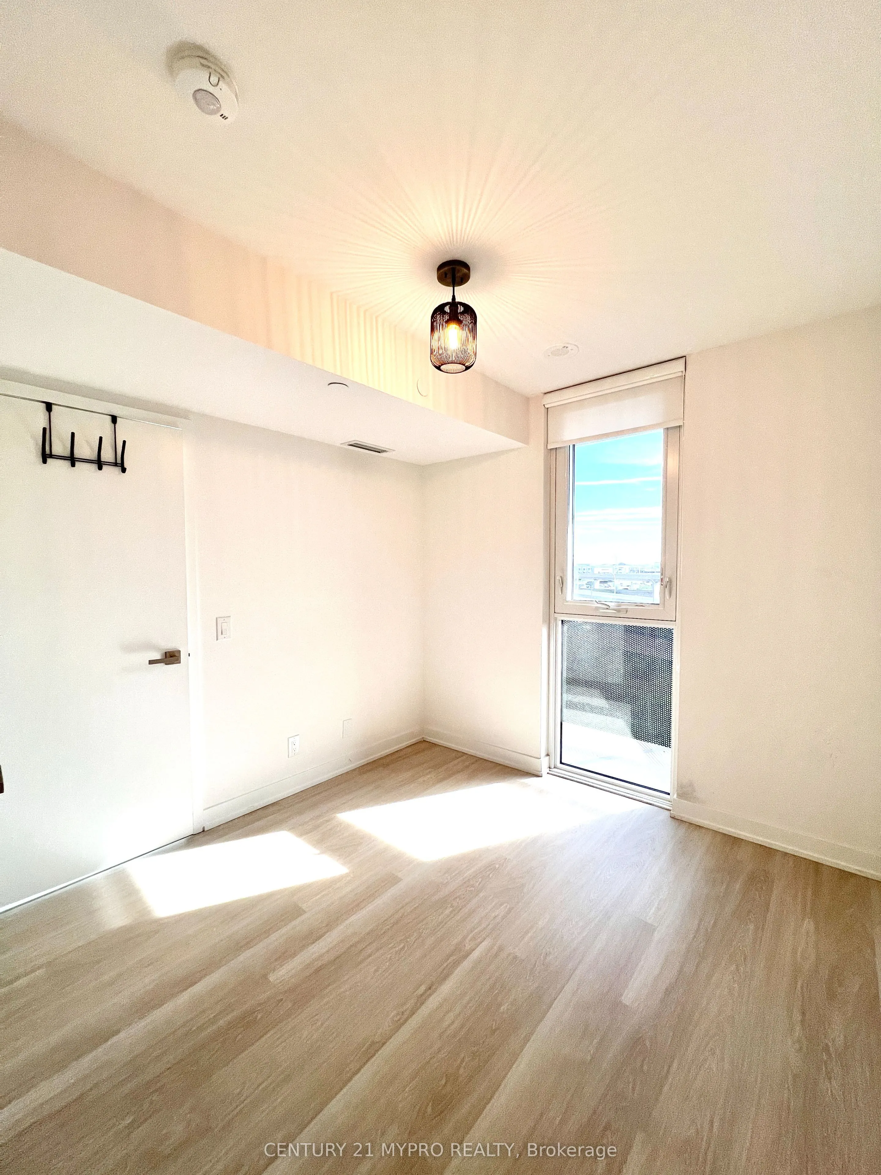 30 Tretti Way, #518