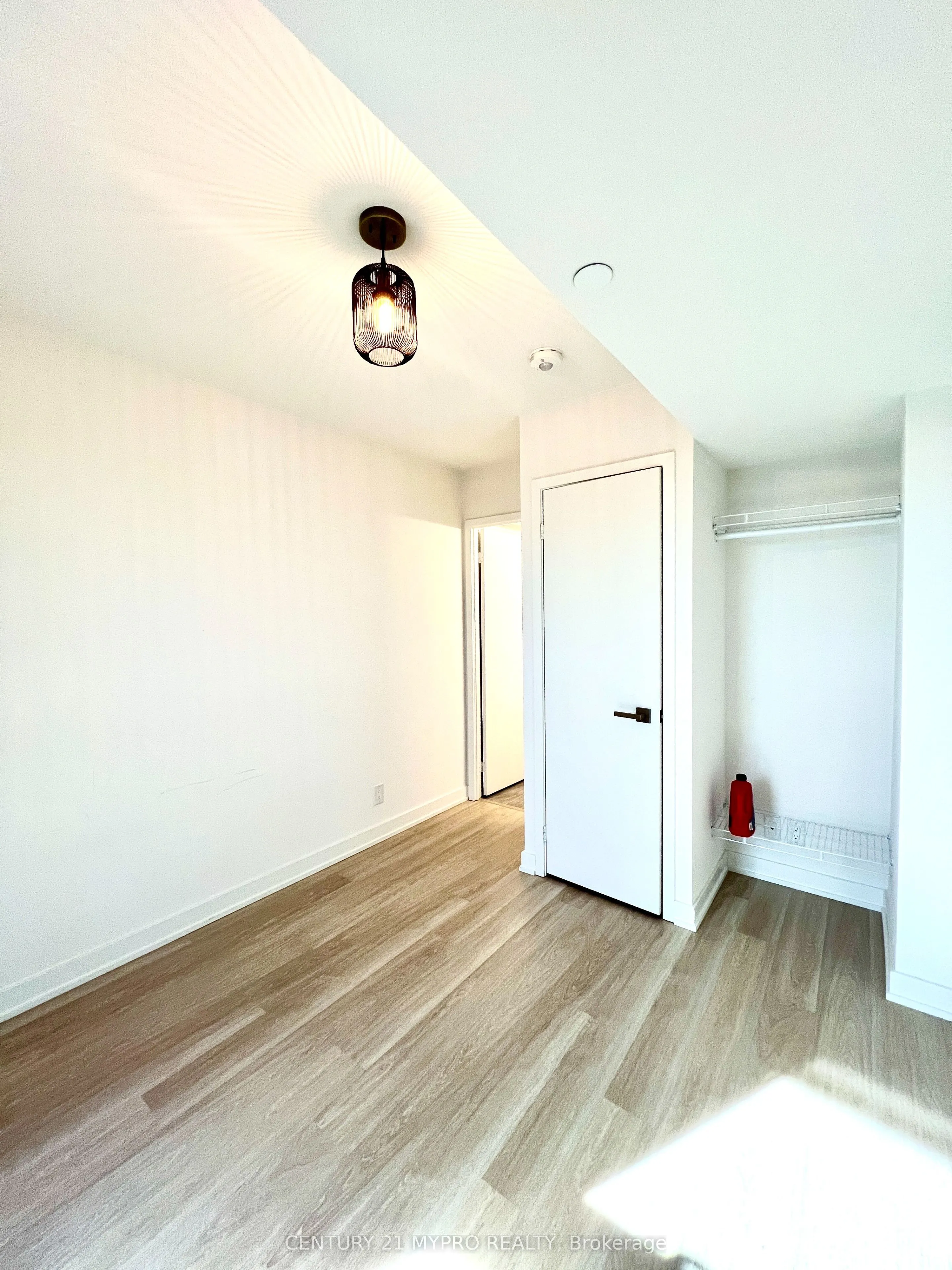 30 Tretti Way, #518