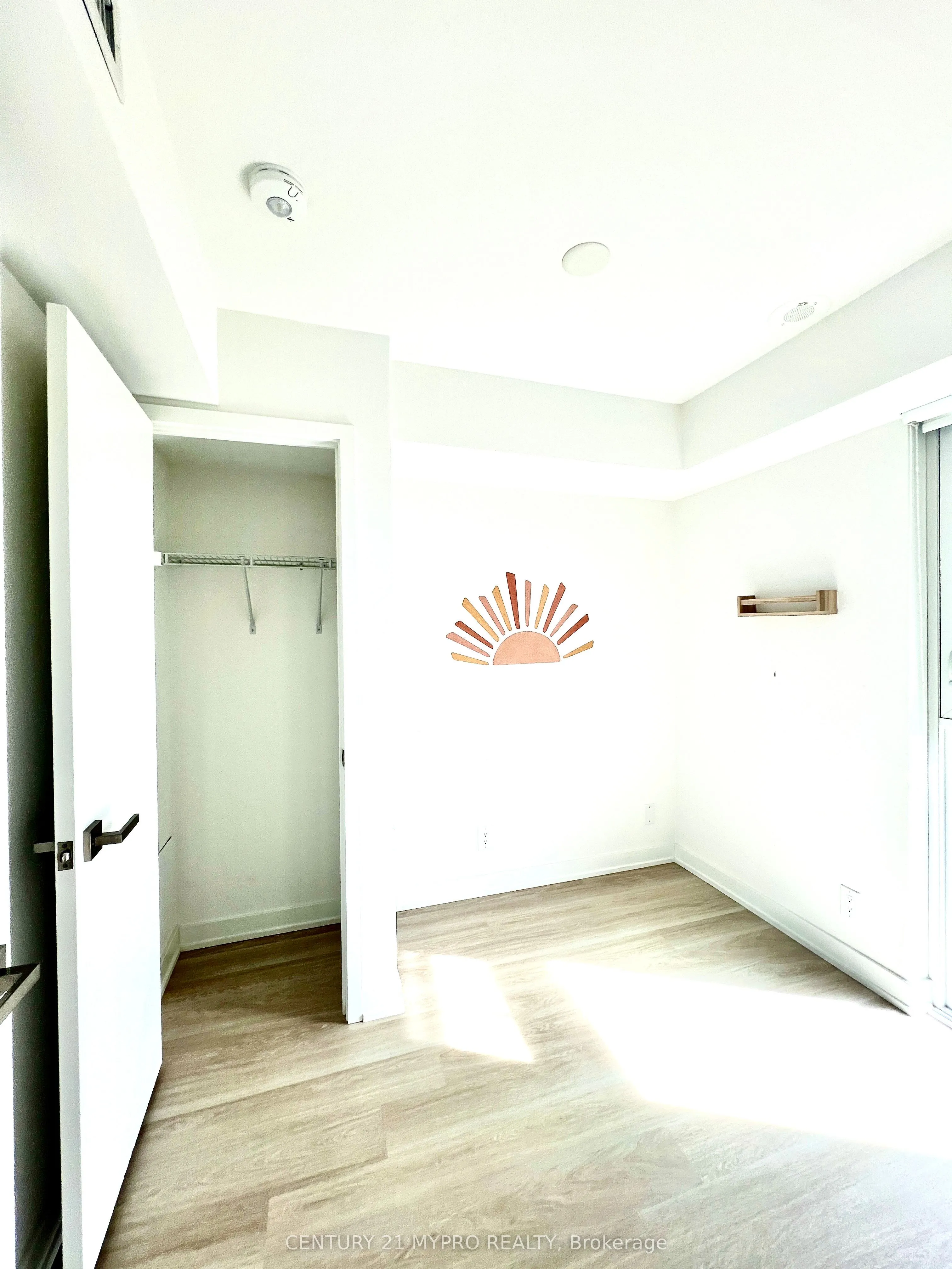 30 Tretti Way, #518