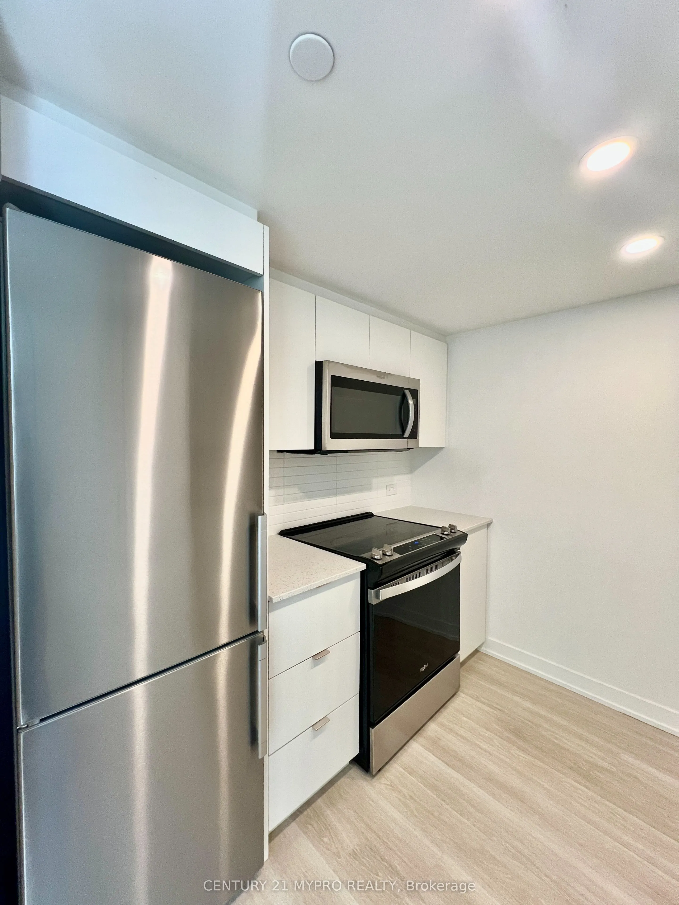 30 Tretti Way, #518