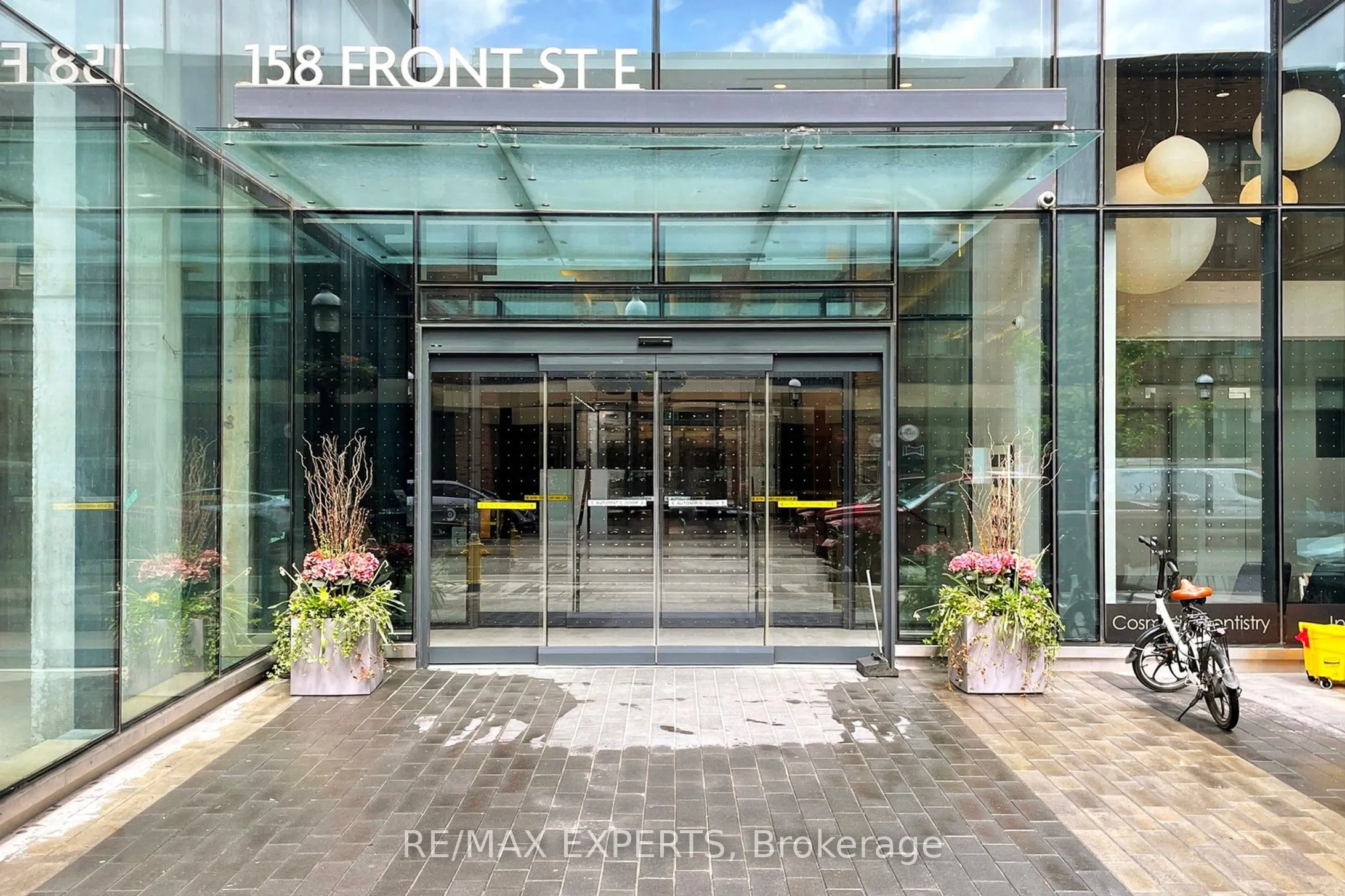 158 Front Street E, #316