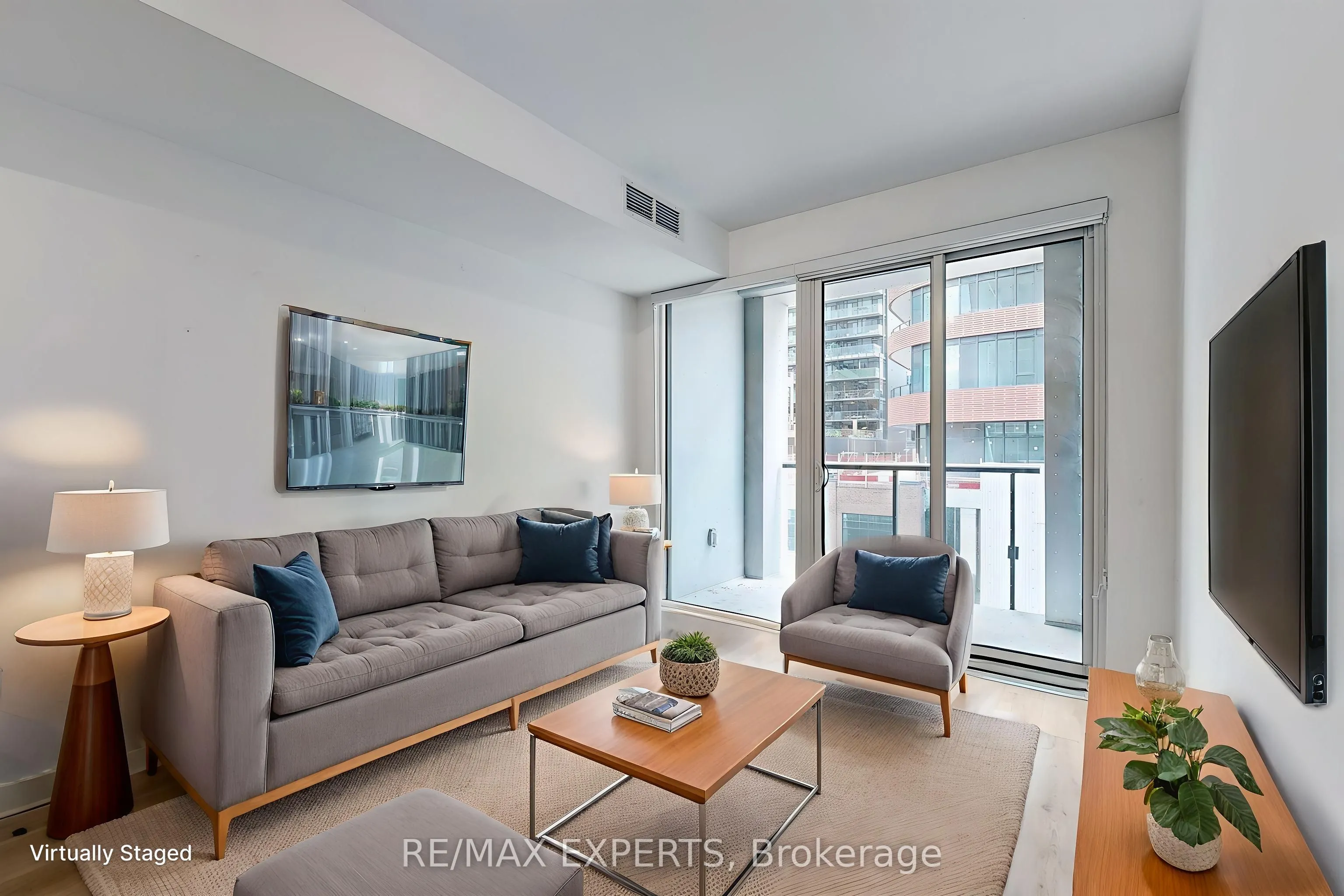 158 Front Street E, #316