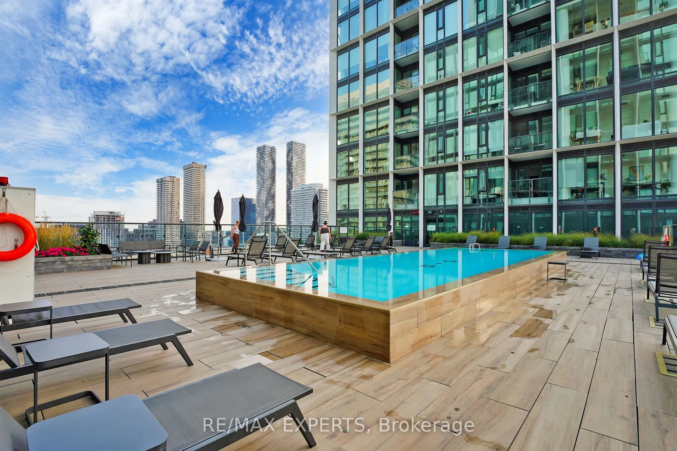 158 Front Street E, #316