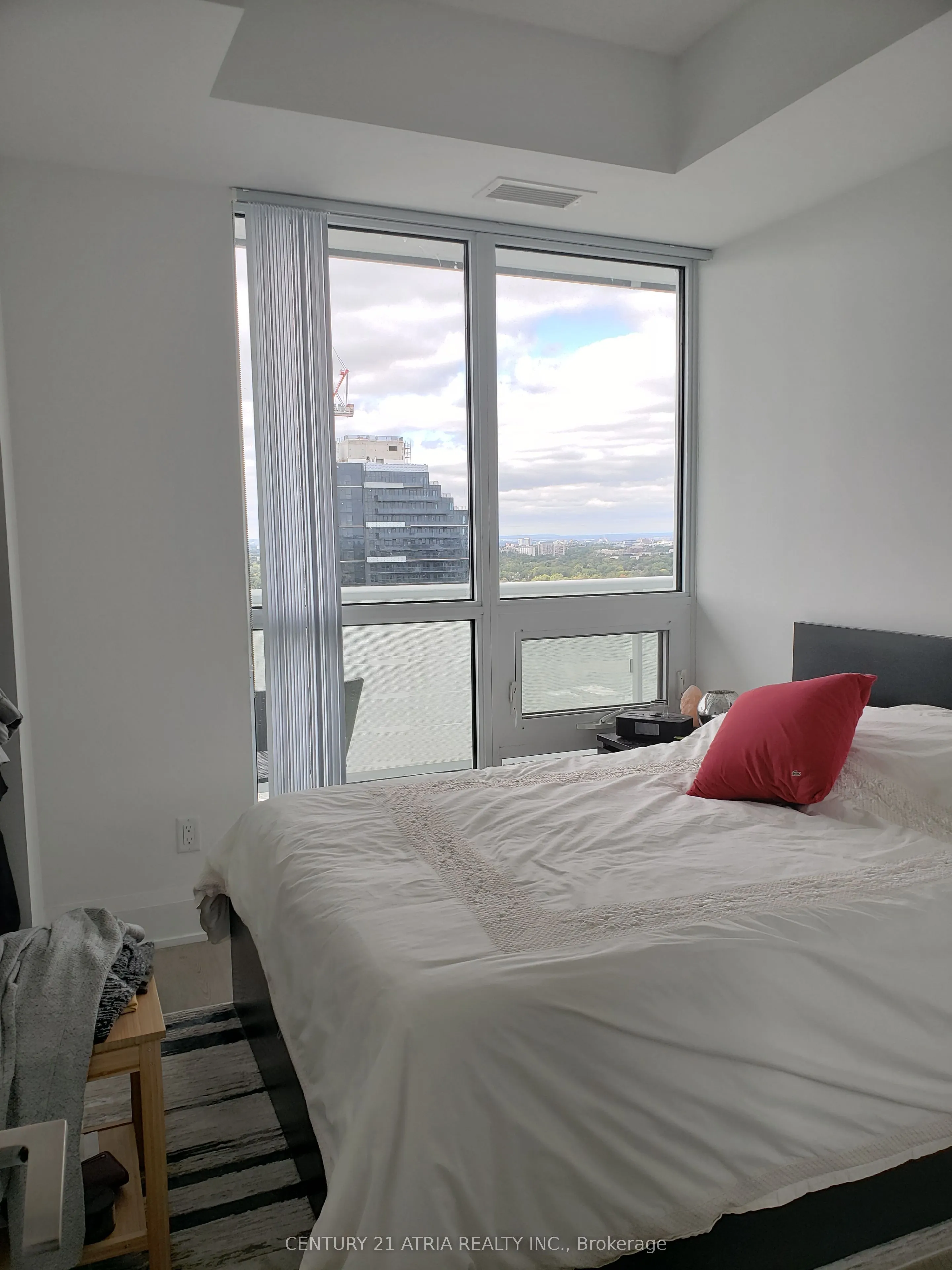 101 Erskine Avenue, #2915