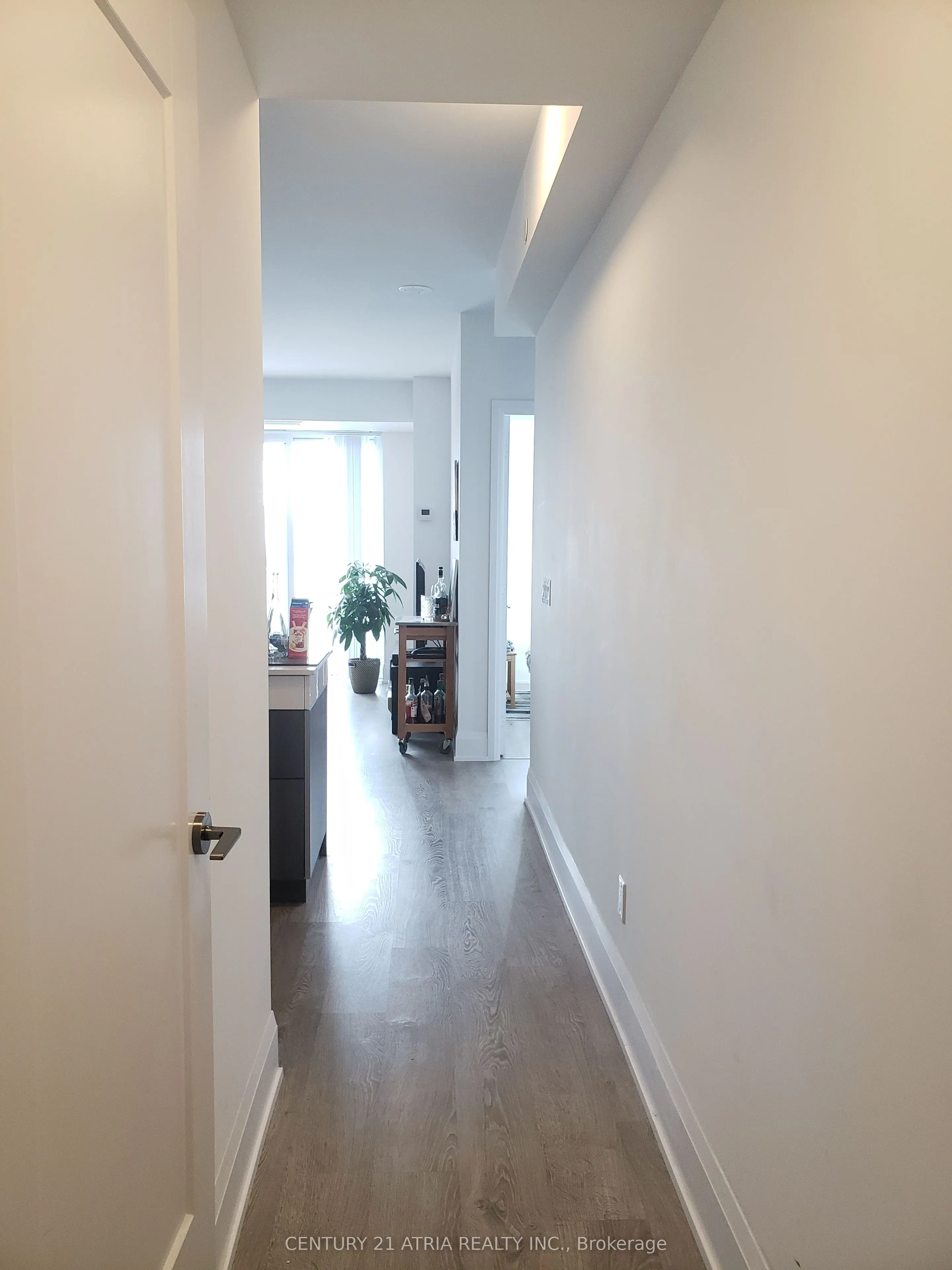 101 Erskine Avenue, #2915