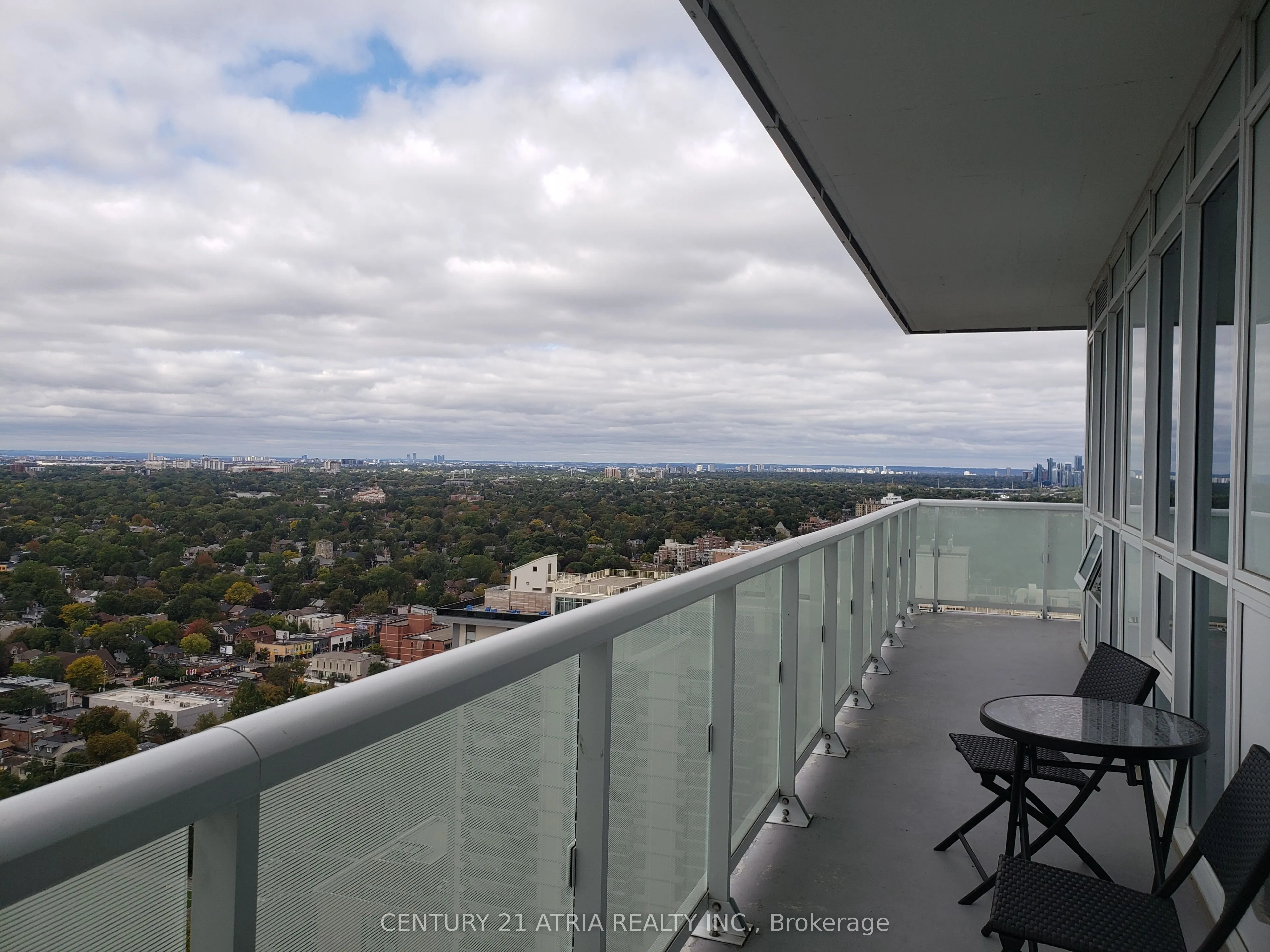 101 Erskine Avenue, #2915