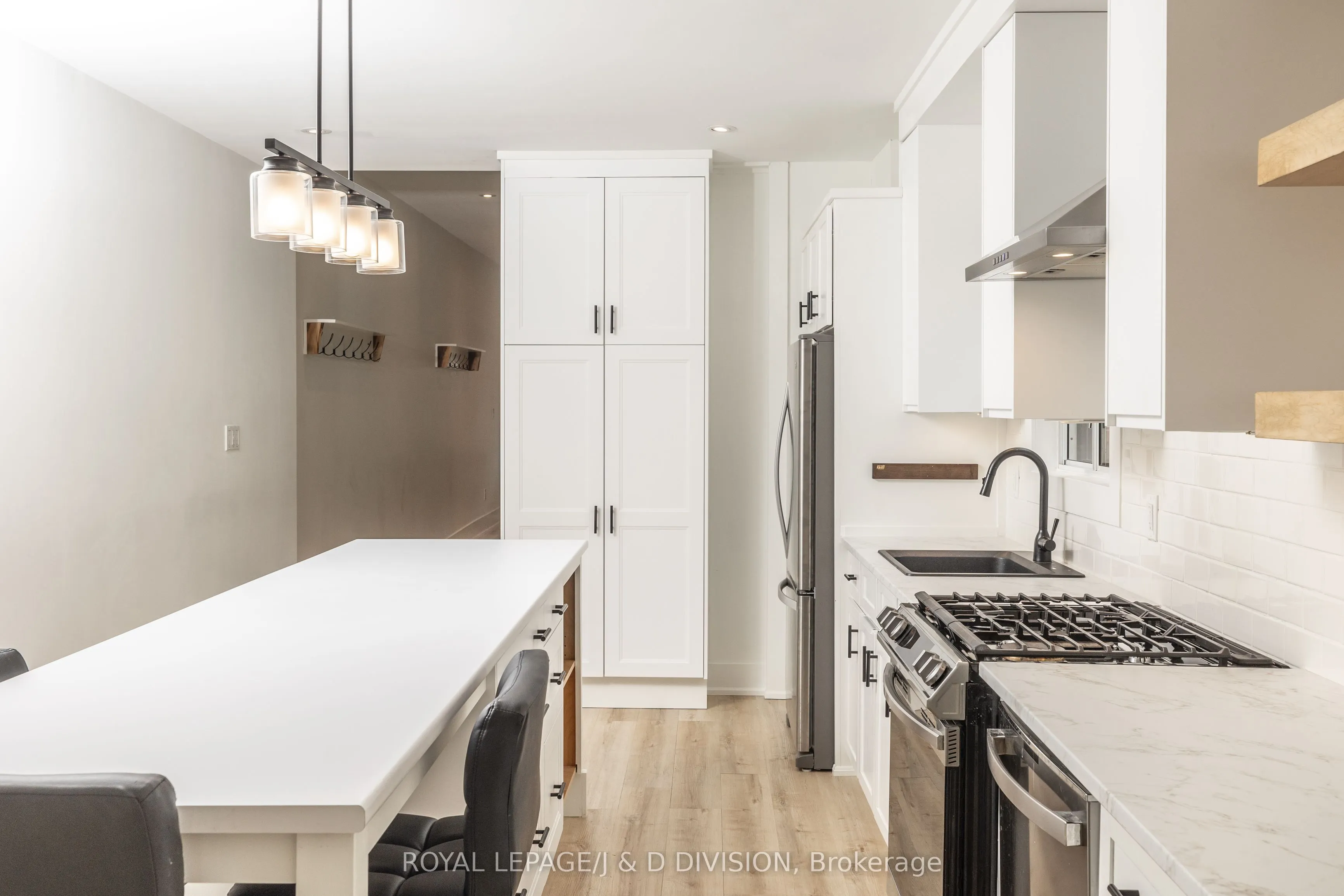 278 Markham Street, #Main