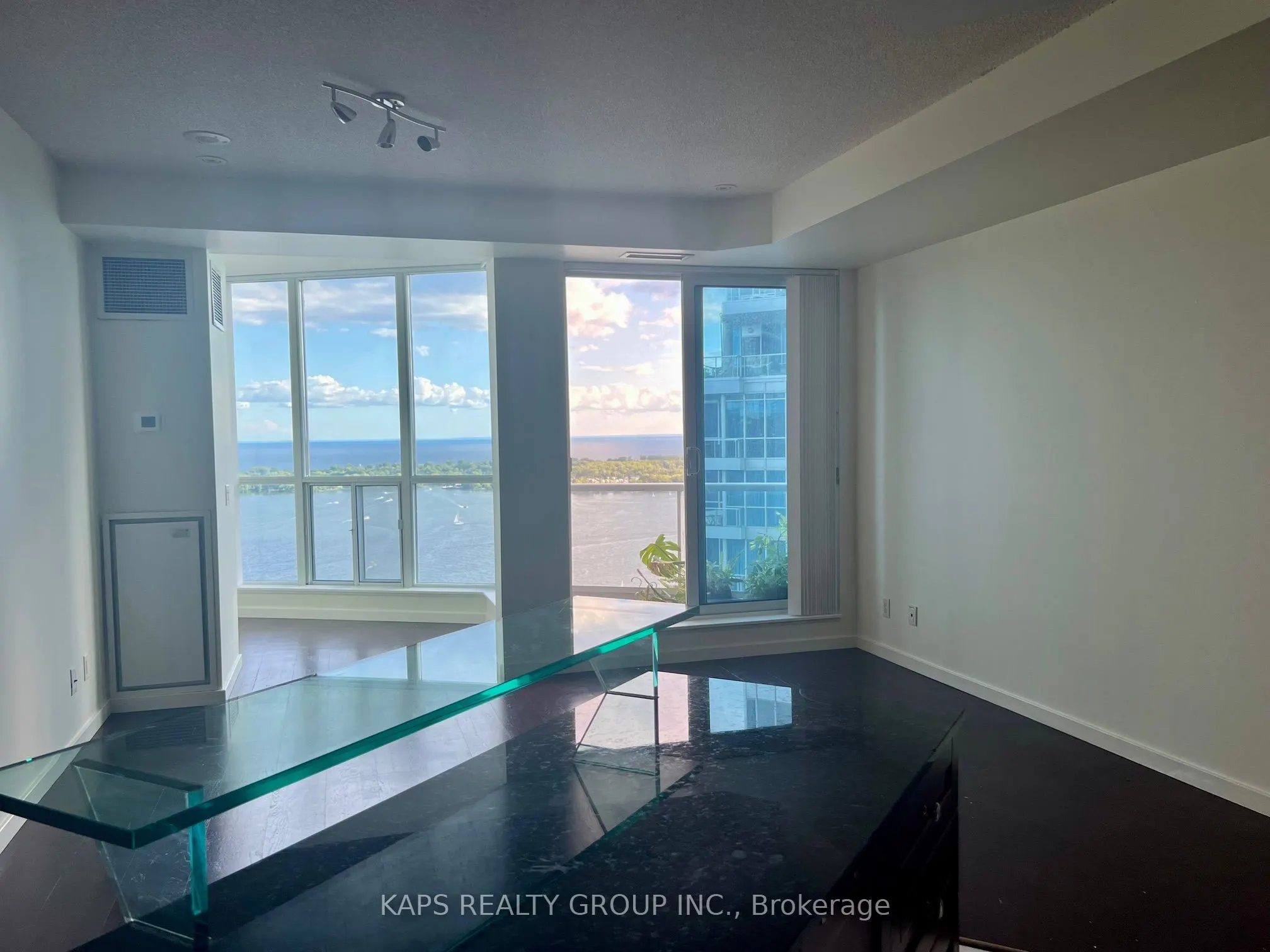 8 York Street, #3611