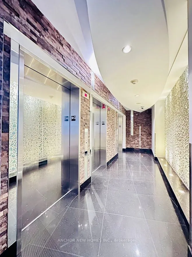 38 Dan Leckie Way, #1702