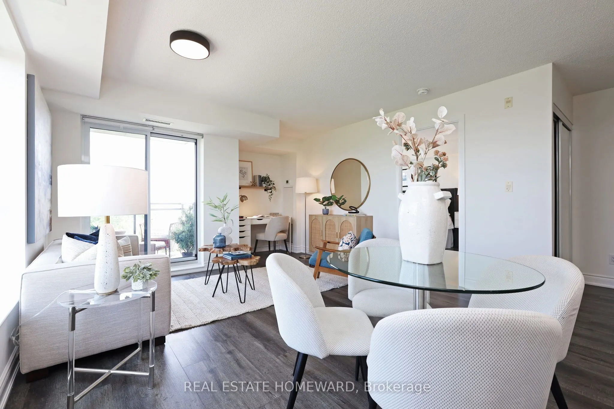 120 Dallimore Circle, #608