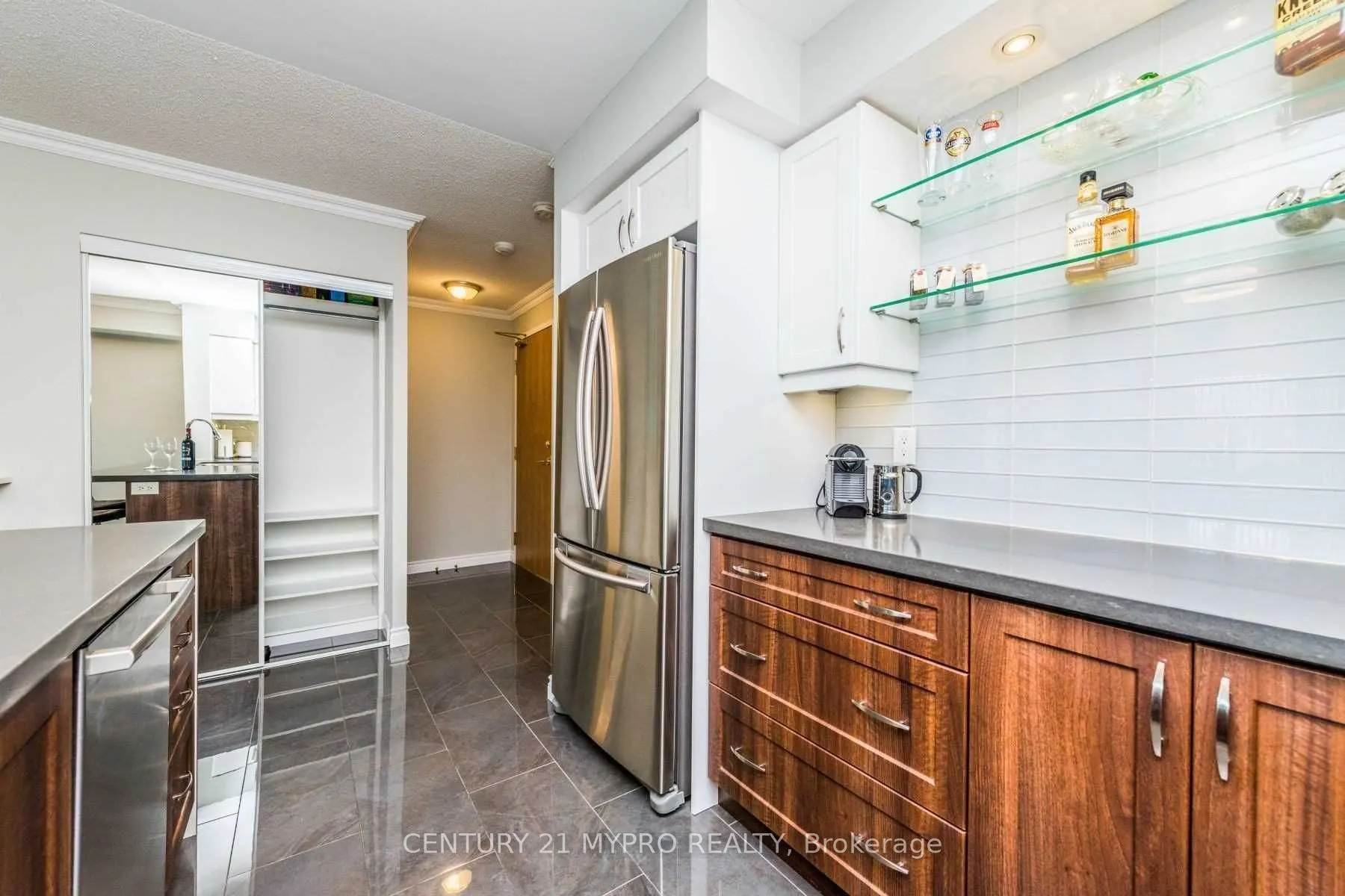 5508 Yonge Street, #1001
