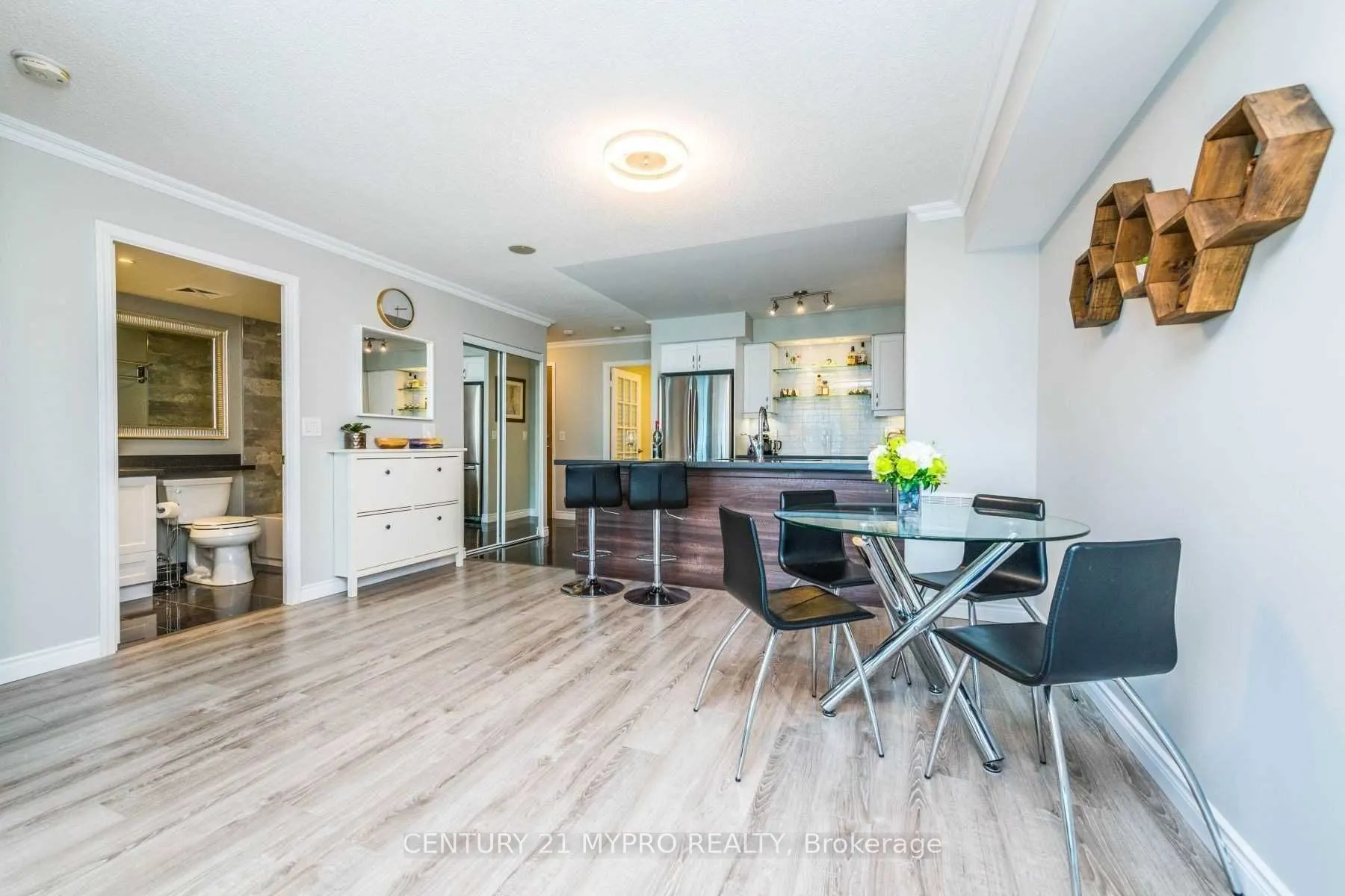 5508 Yonge Street, #1001