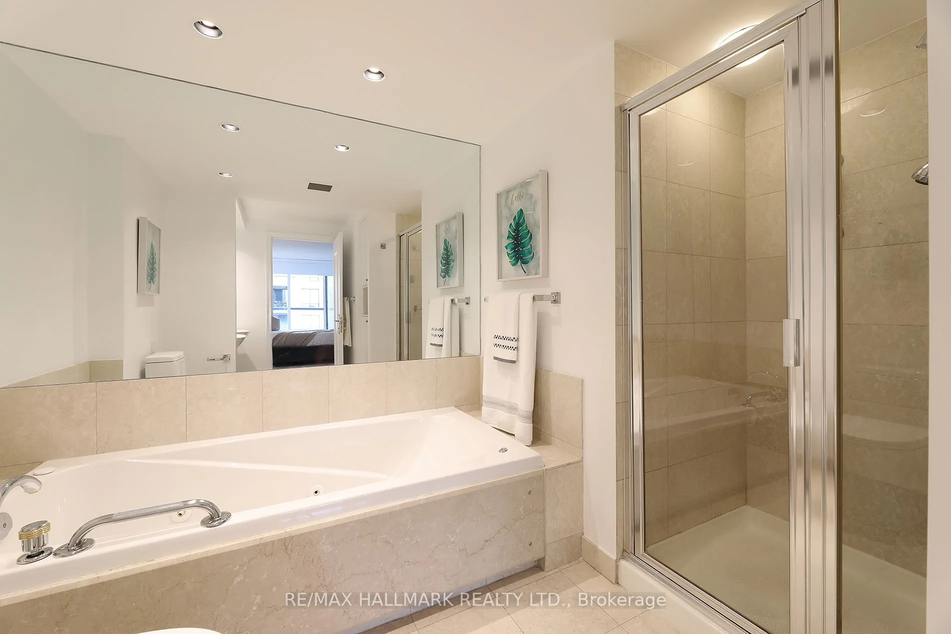 2727 Yonge Street, #609