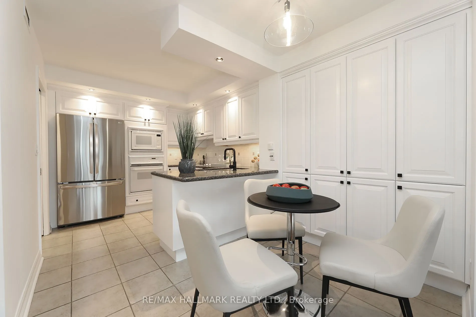 2727 Yonge Street, #609