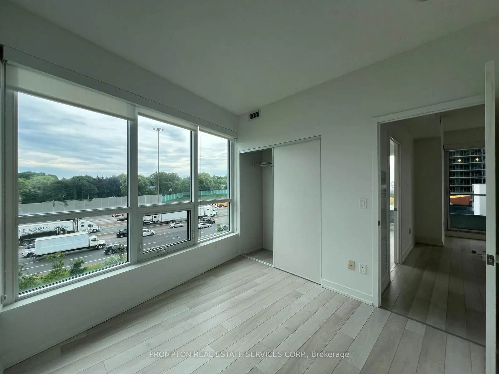 115 Mcmahon Drive, #511