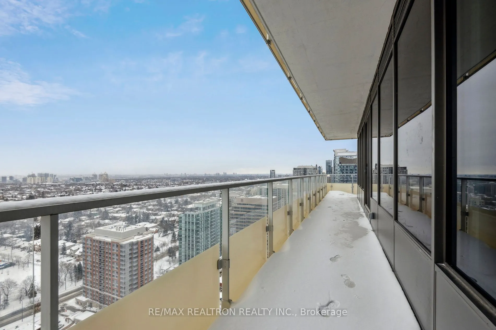 75 Canterbury Place, #PH501