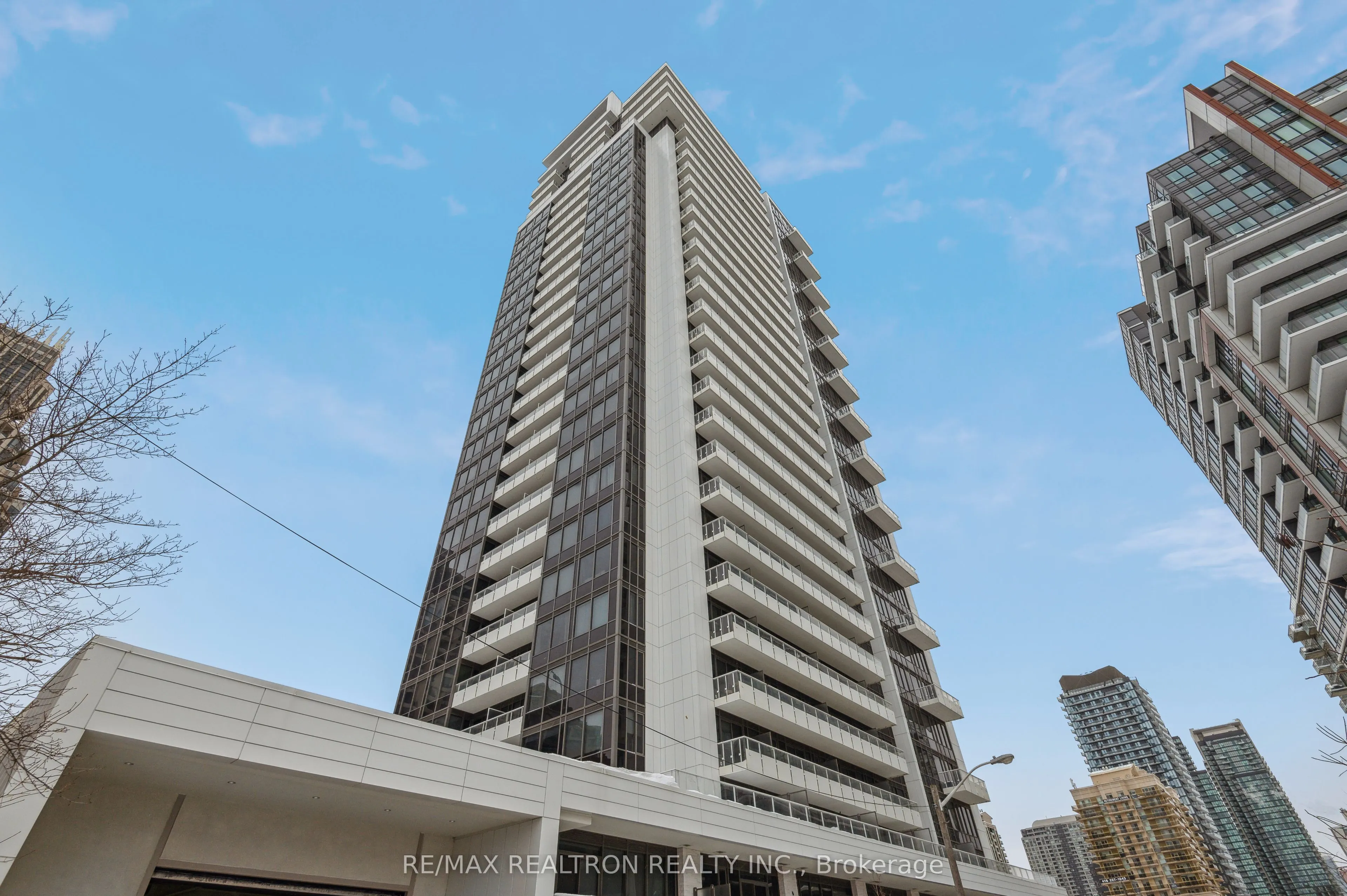 75 Canterbury Place, #PH501