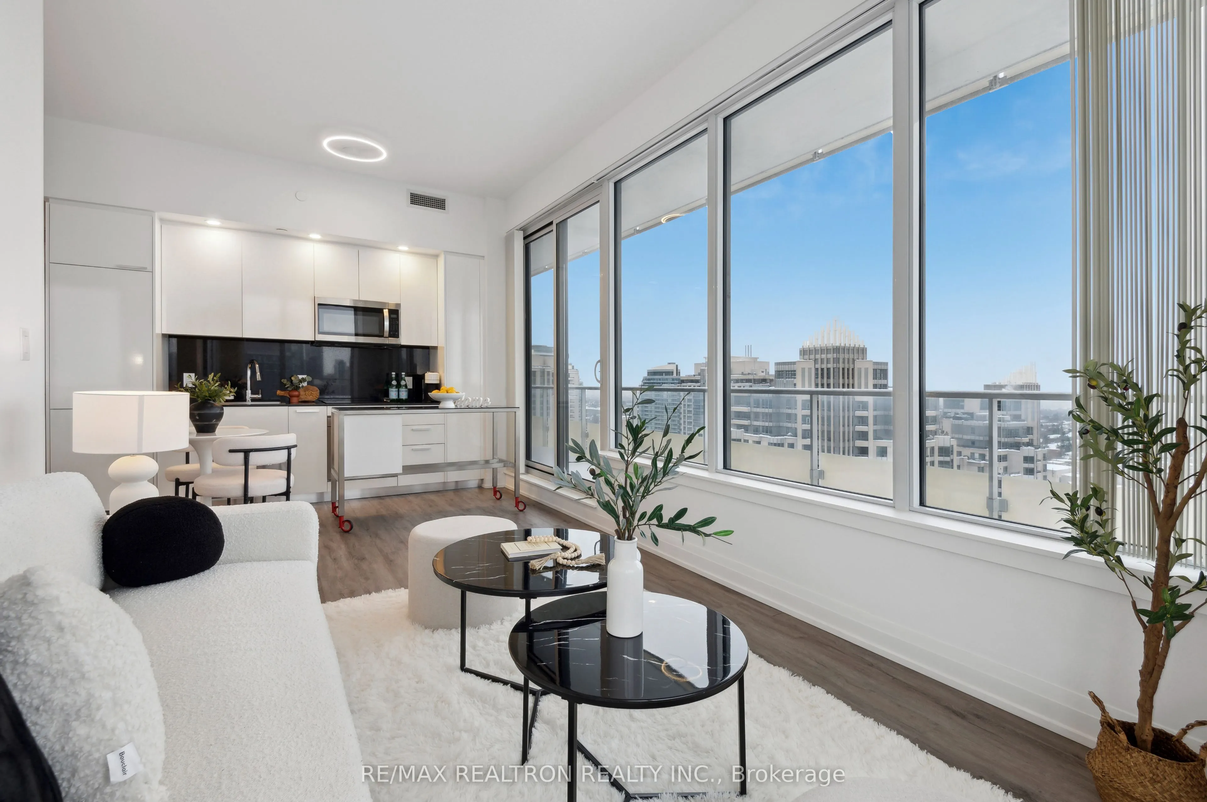 75 Canterbury Place, #PH501