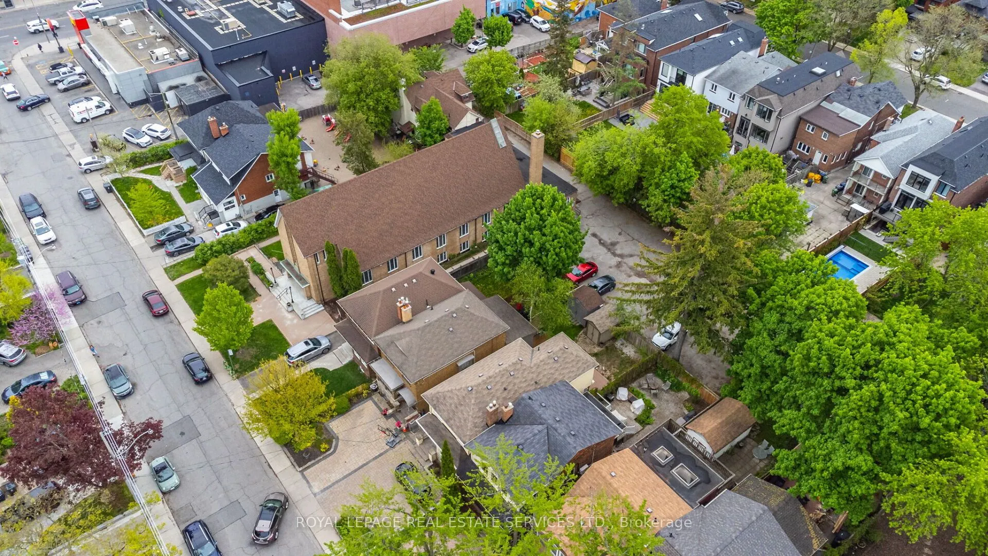 31/33 Melrose Avenue