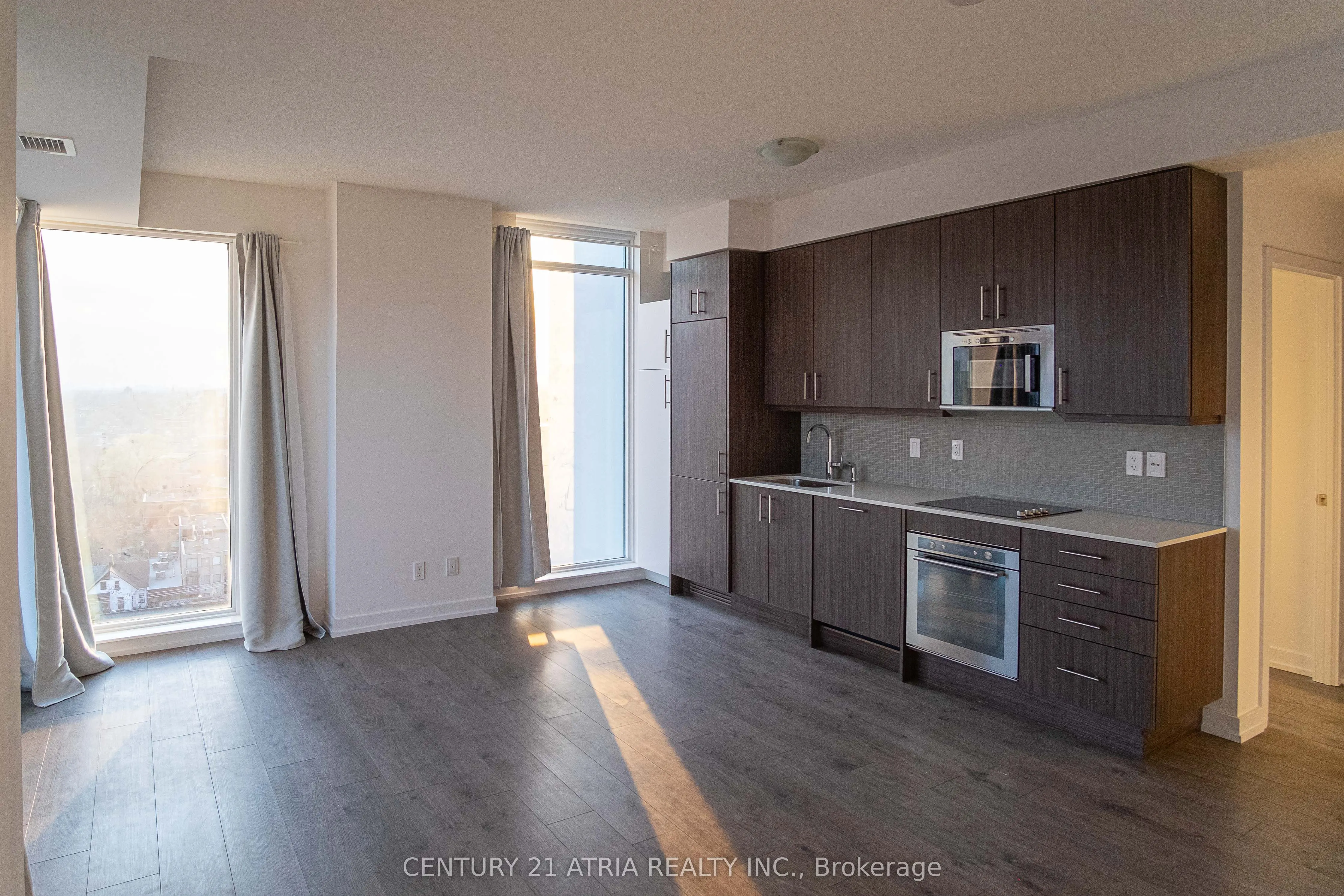 297 College Street, #1209