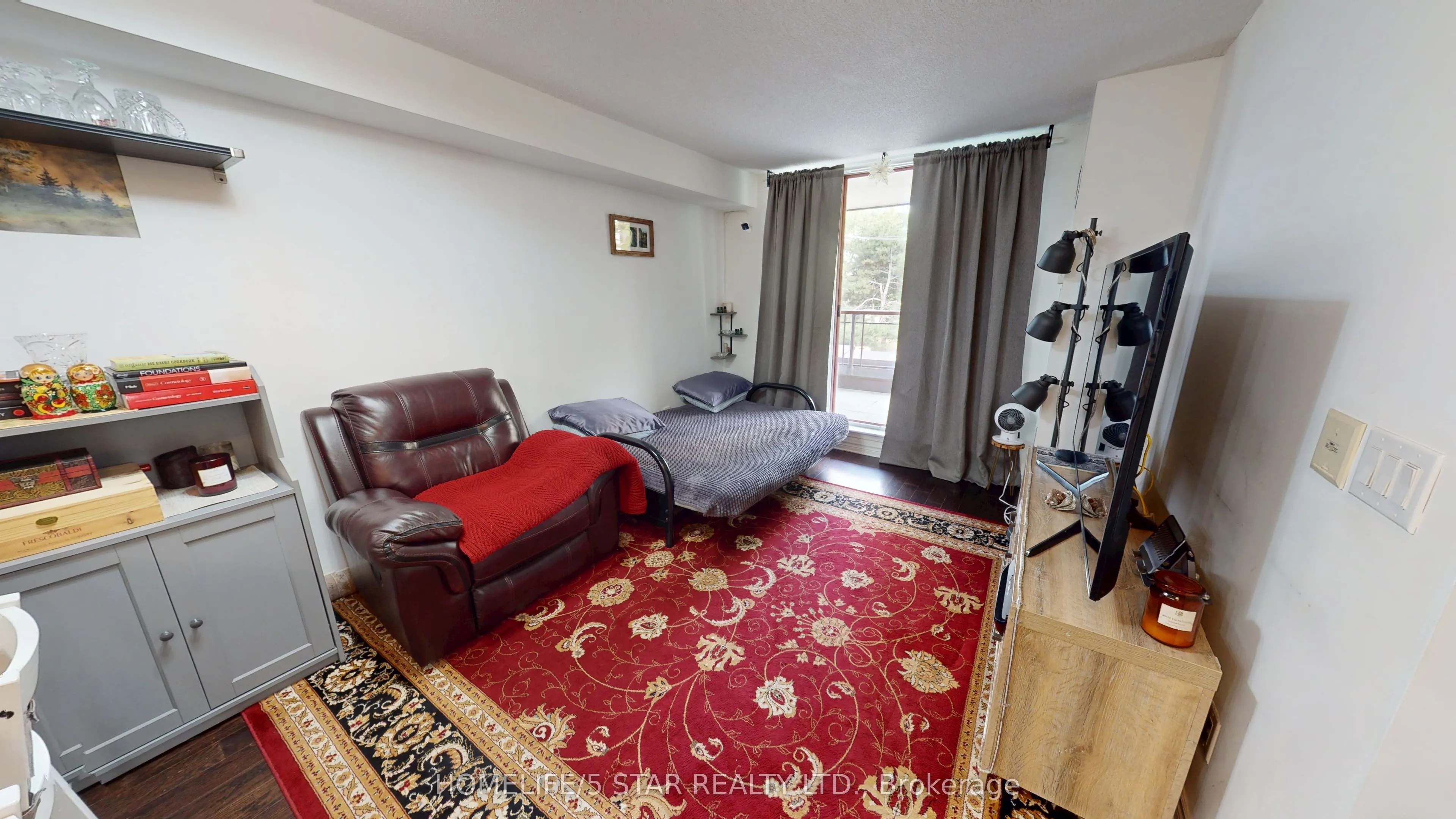 27 REAN Drive, #319