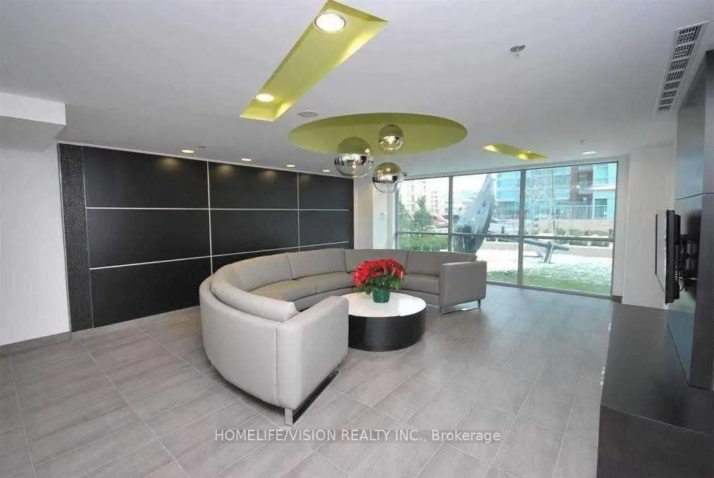 50 Lynn Williams Street, #1009
