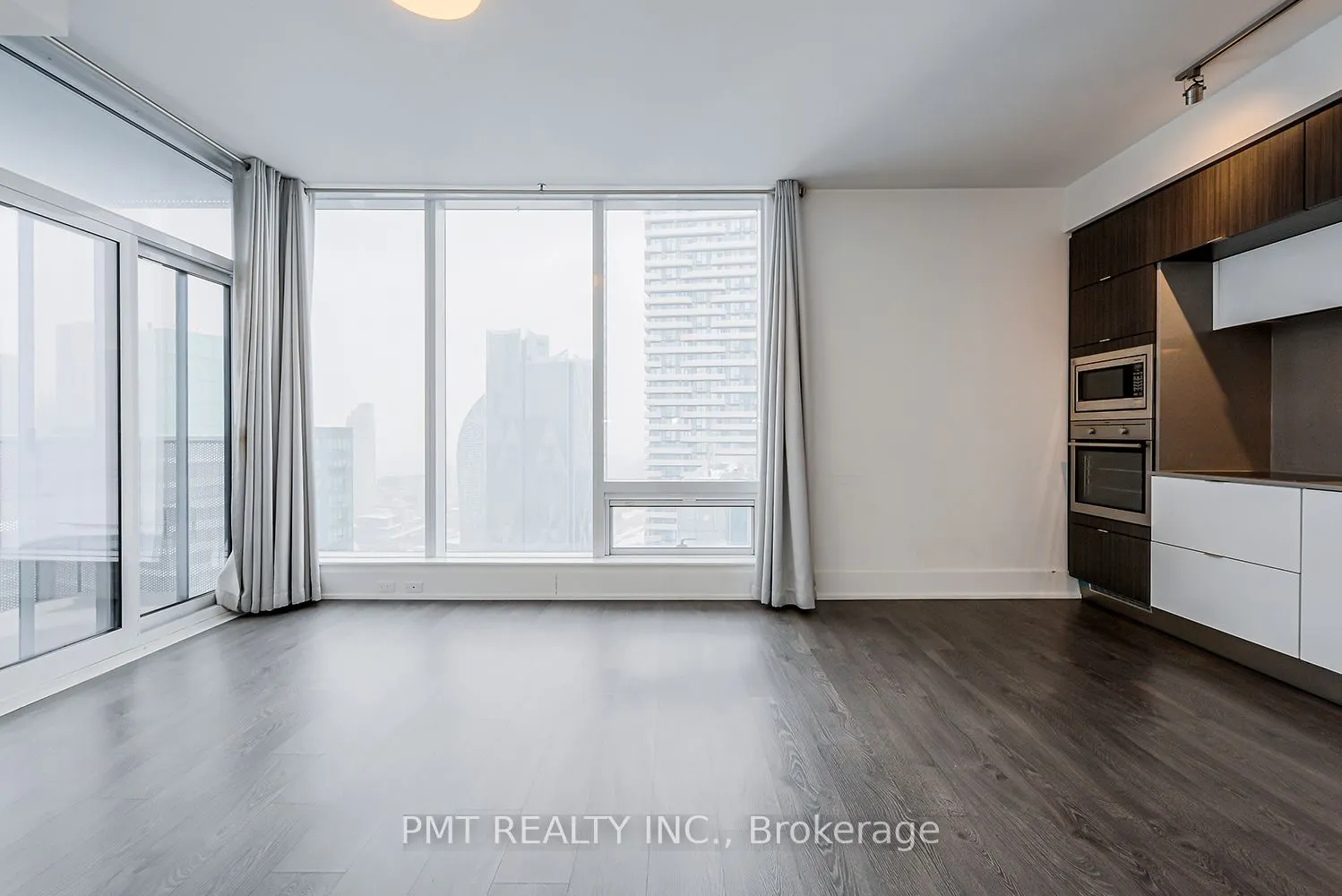 10 York Street, #5403