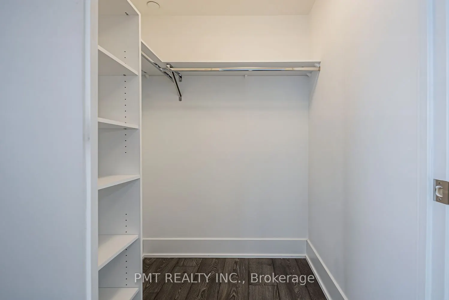 10 York Street, #5403