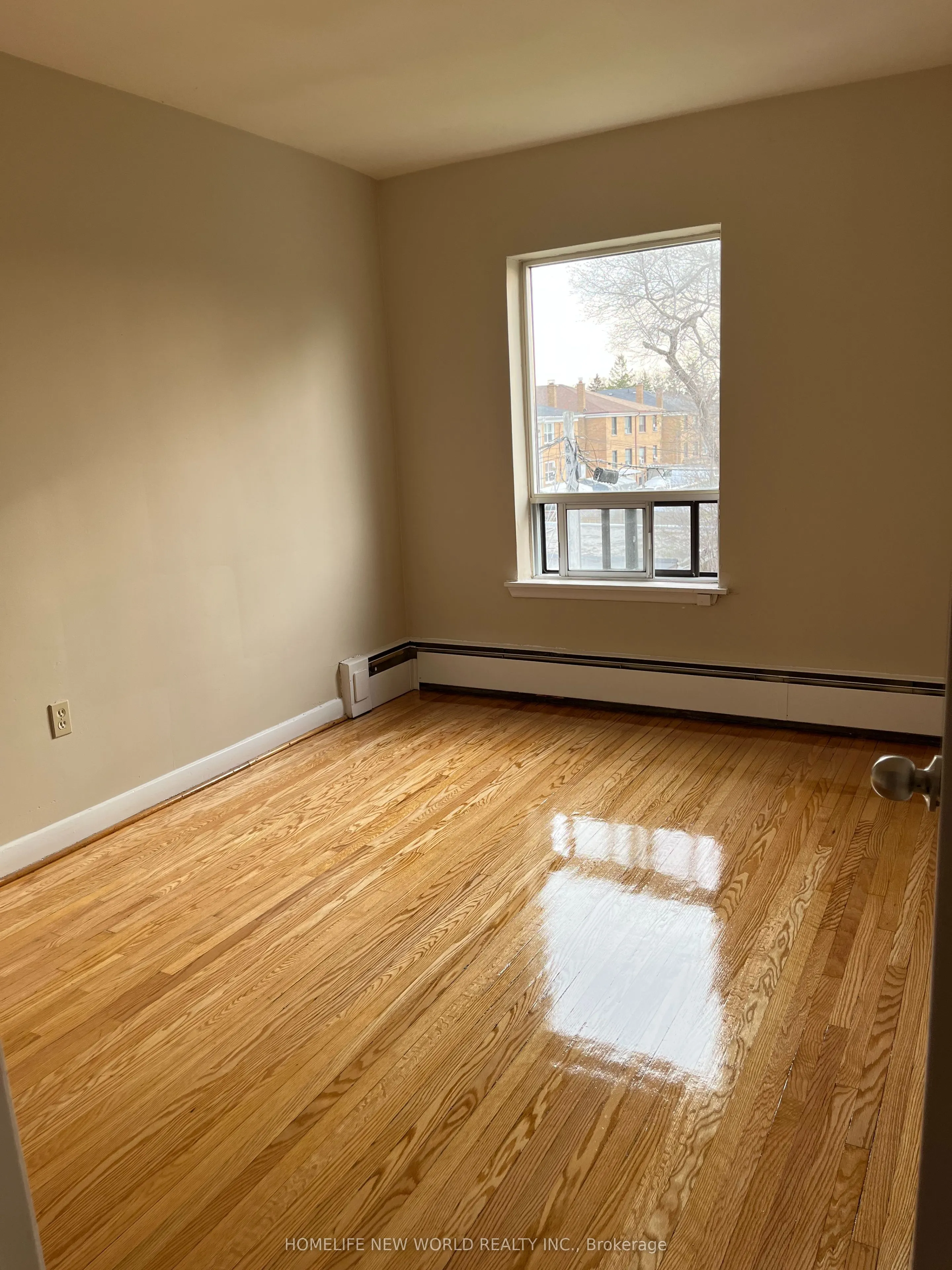 230 Wilmington Avenue, ##3