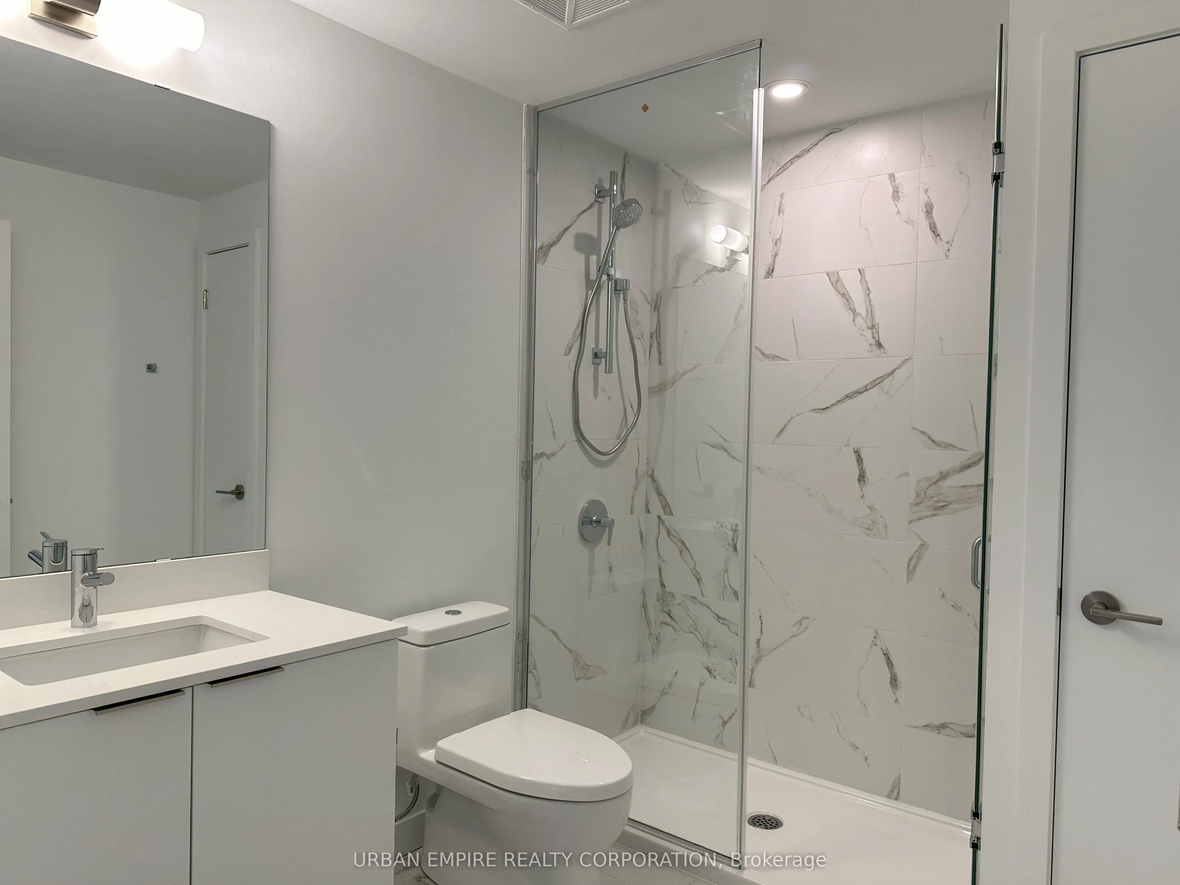 7 Golden Lion Heights, #1706